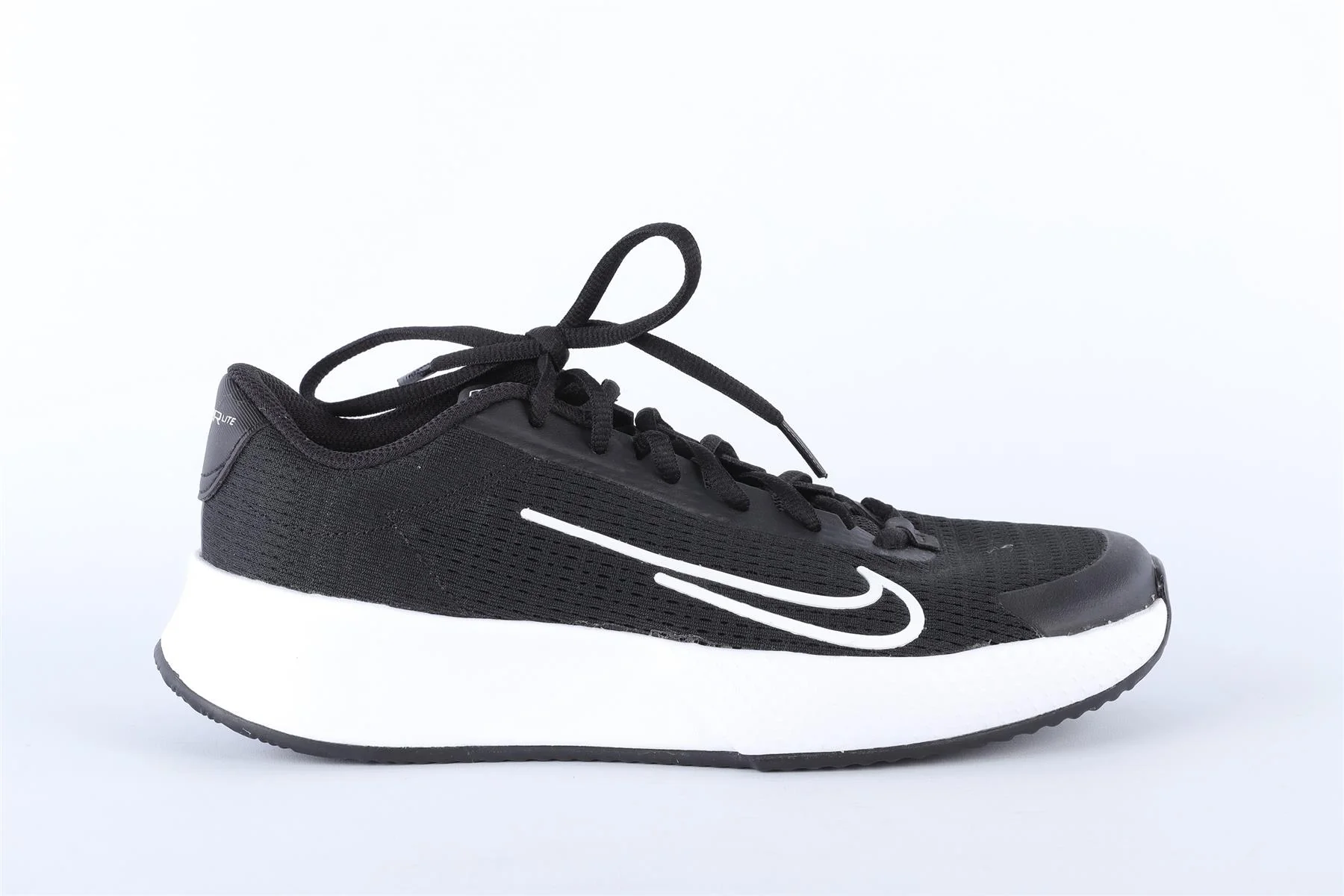 NIKE BLACK SNEAKERS EU 39 UK 5.5 US 8 - Image 2