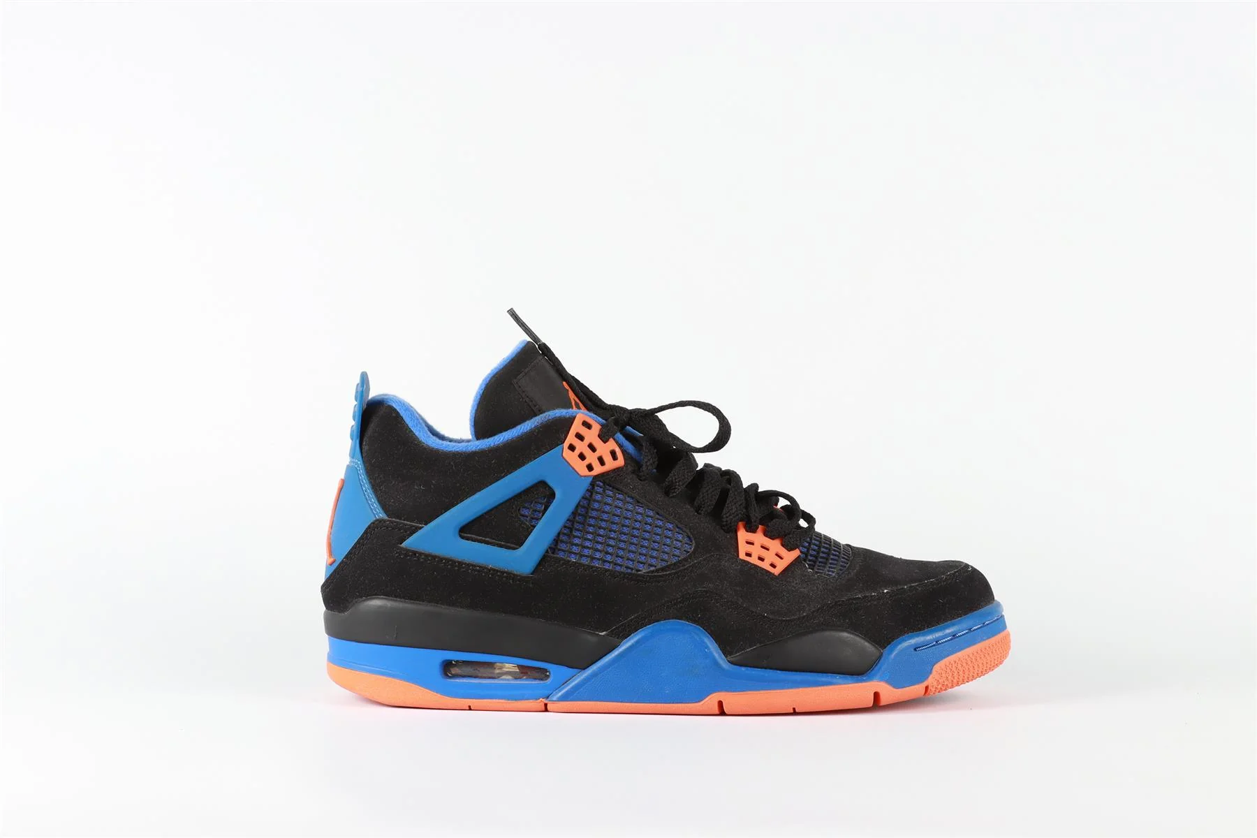 NIKE BLACK MEN'S AIR JORDAN 4 RETRO CAVS SUEDE SNEAKERS EU 43 UK 8.5 US 9.5 - Image 2