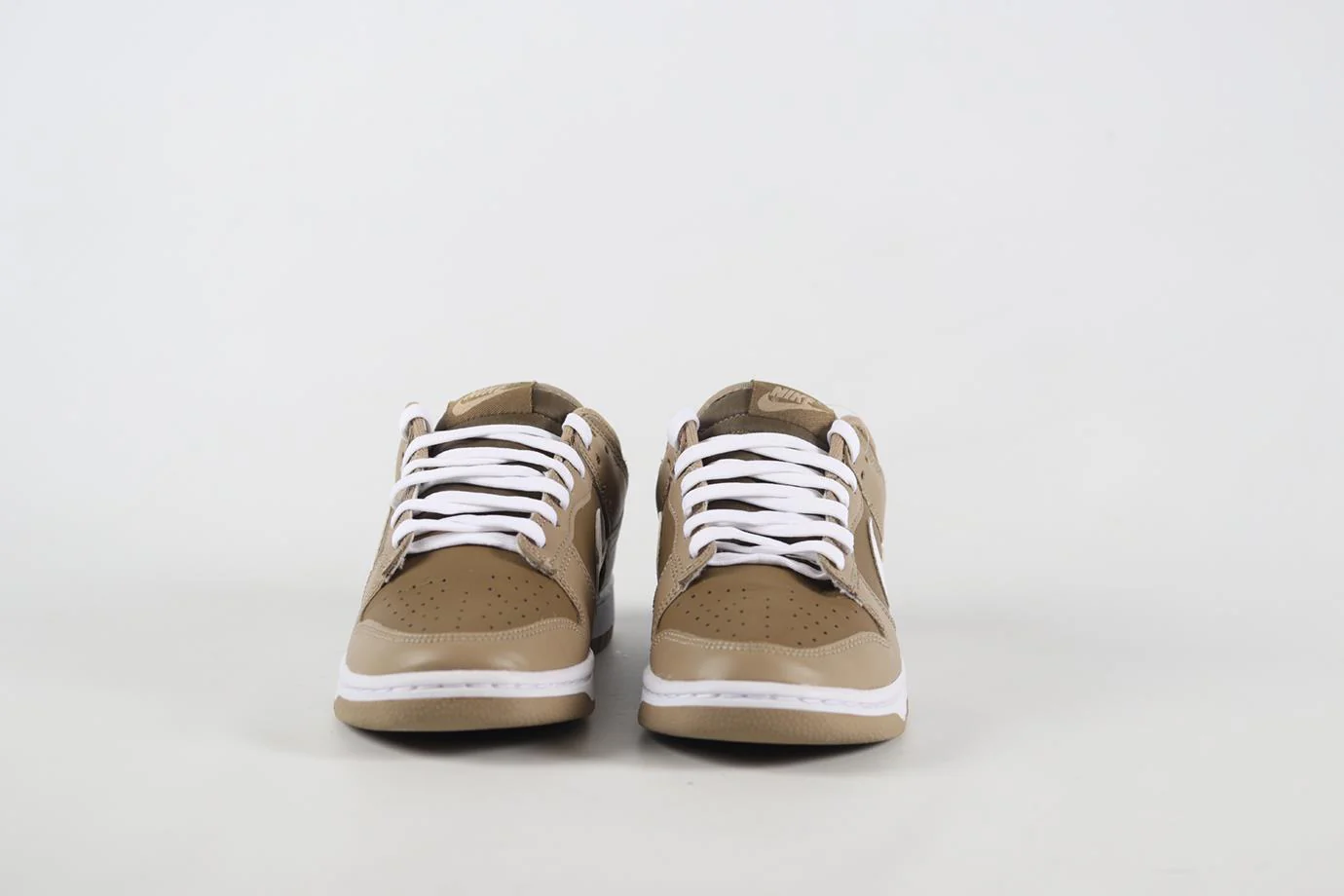 NIKE DUNK LOW JUDGE GREY LEATHER SNEAKERS EU 38.5 UK 5.5 US 6 - Image 3