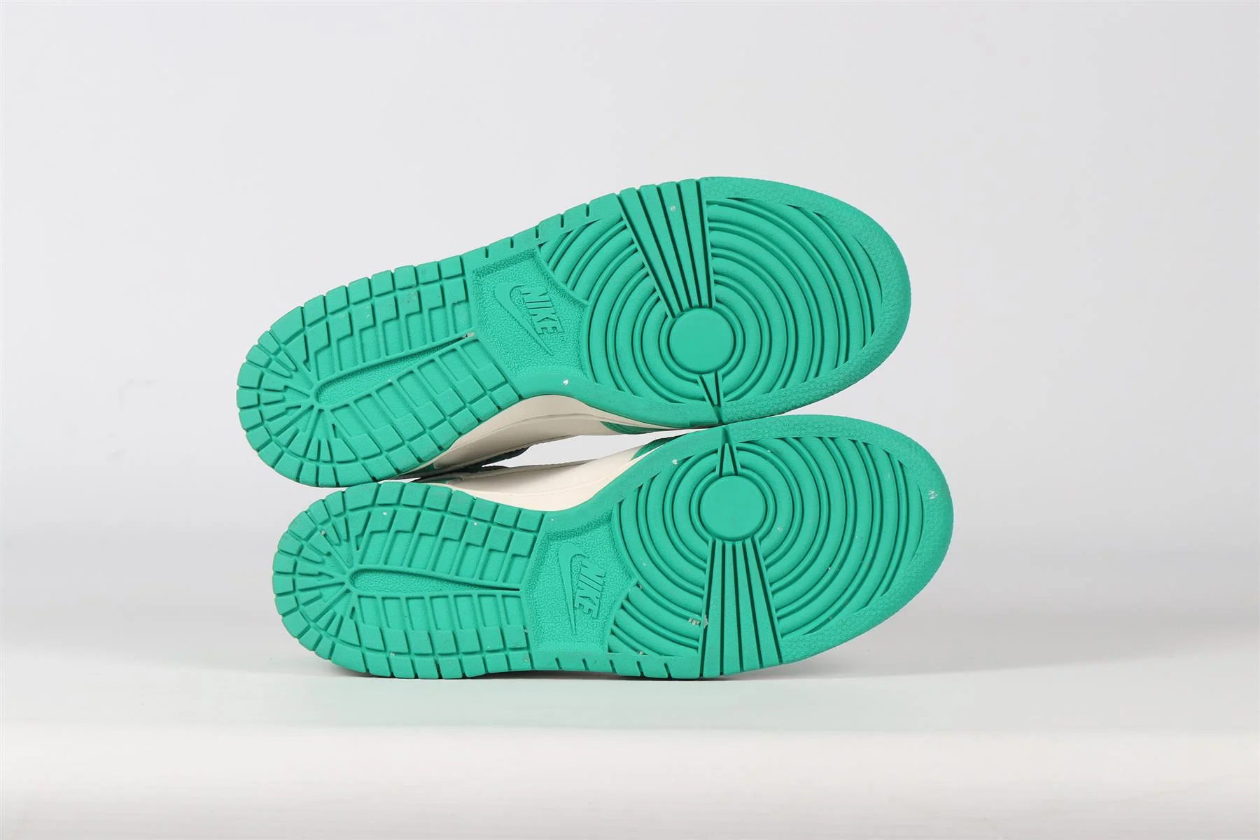 NIKE DUNK PHANTOM STADIUM GREEN LEATHER SNEAKERS EU 38.5 UK 5.5 US 6 - Image 5