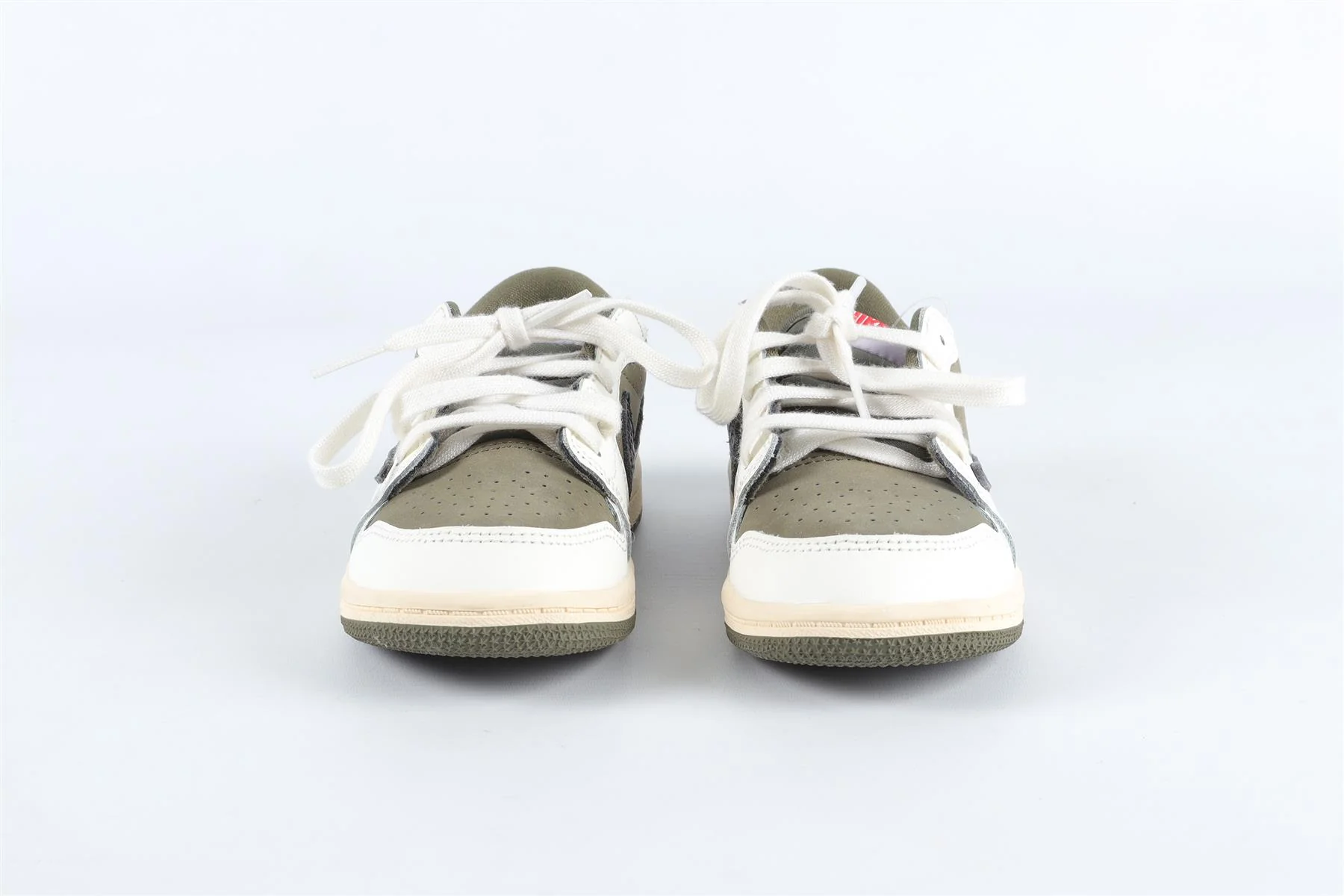 NIKE GREEN BOYS SUEDE TRAINERS EU 27 UK 9.5 US 10 - Image 3