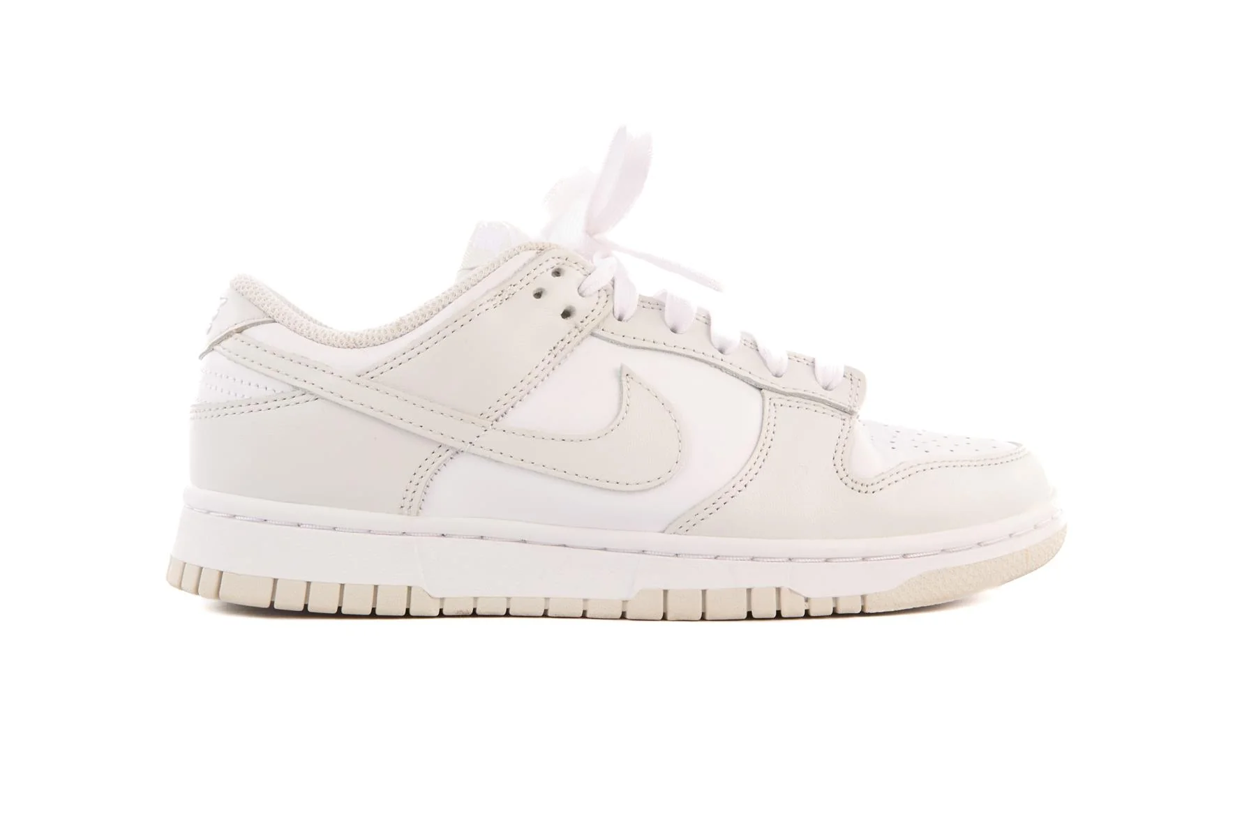 NIKE GREY LEATHER SNEAKERS EU 38.5 UK 5 US 7.5 - Image 2