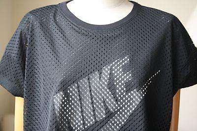 NIKE PERFORATED GRAPHIC T-SHIRT XS - Image 3