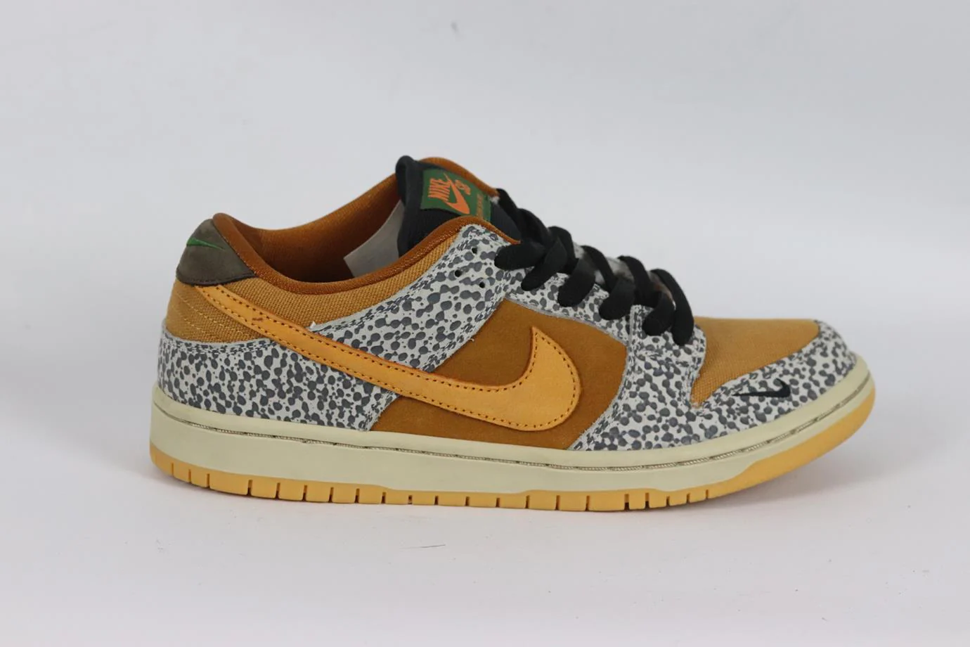 NIKE SB DUNK LOW PRO SAFARI FAUX LEATHER AND CANVAS SNEAKERS EU 39 UK 6 US 6.5 - Image 2