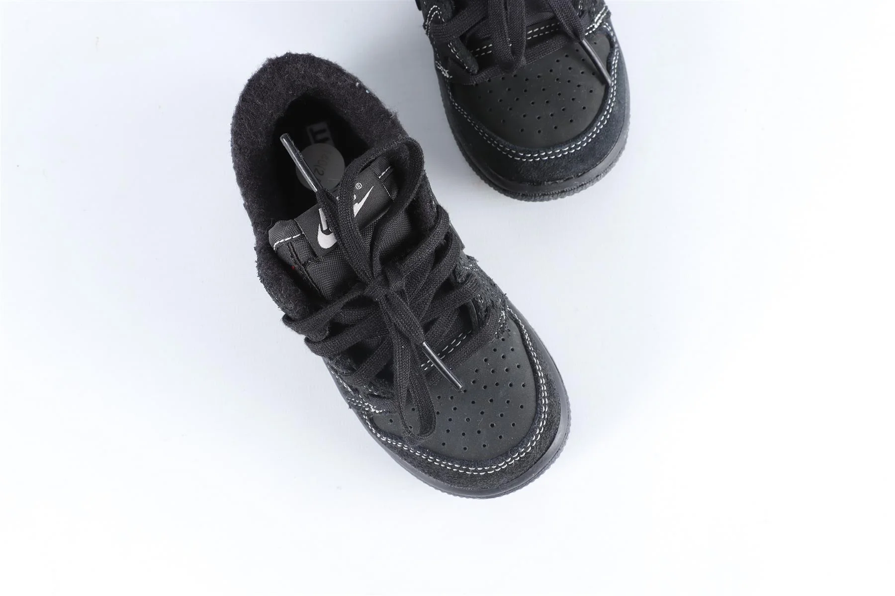 NIKE + TRAVIS SCOTT BLACK KIDS AIR JORDAN 1 LOW BLACK PHANTOM SNEAKERS EU 25 UK 7.5 US 8 - Image 4