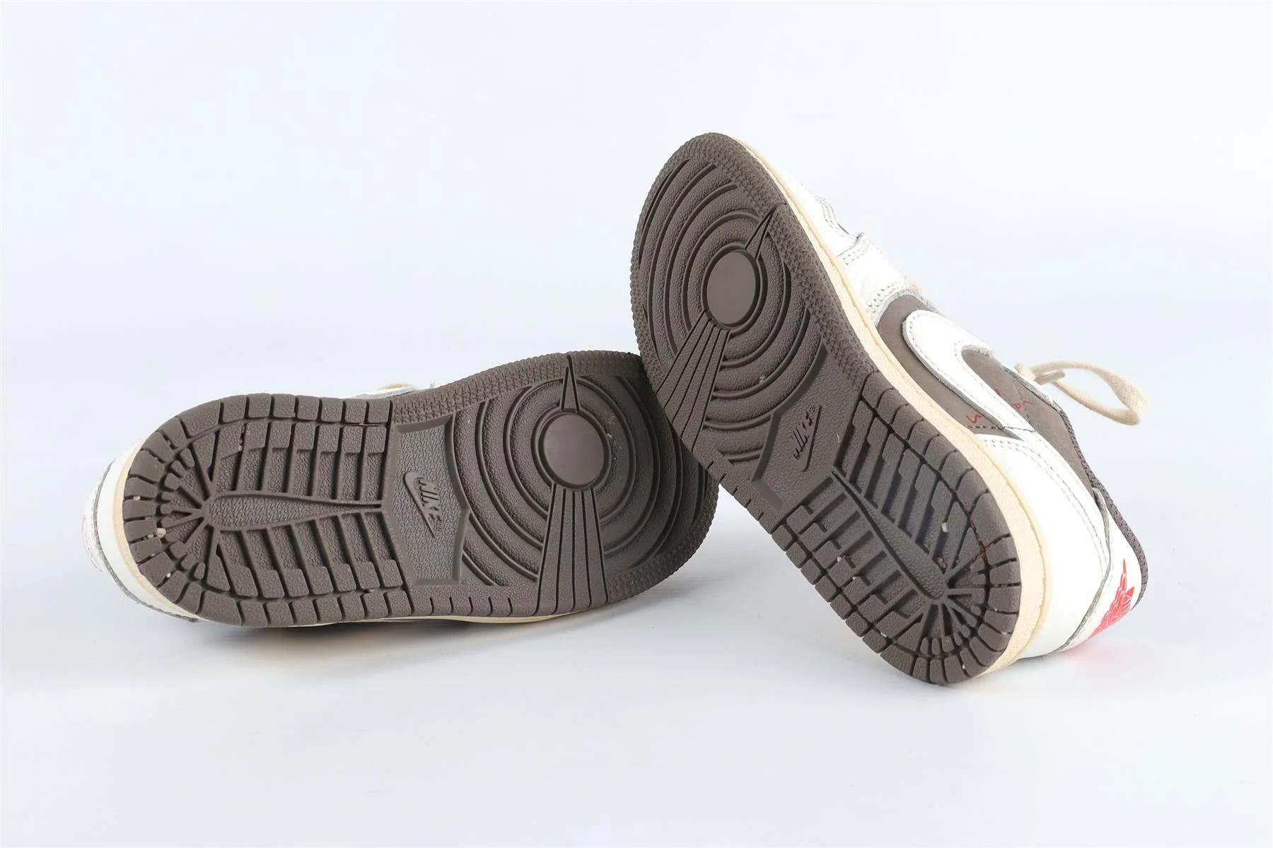 NIKE + TRAVIS SCOTT BROWN KIDS AIR JORDAN 1 REVERSE MOCHA SNEAKERS EU 27 UK 9.5 US 10 - Image 6