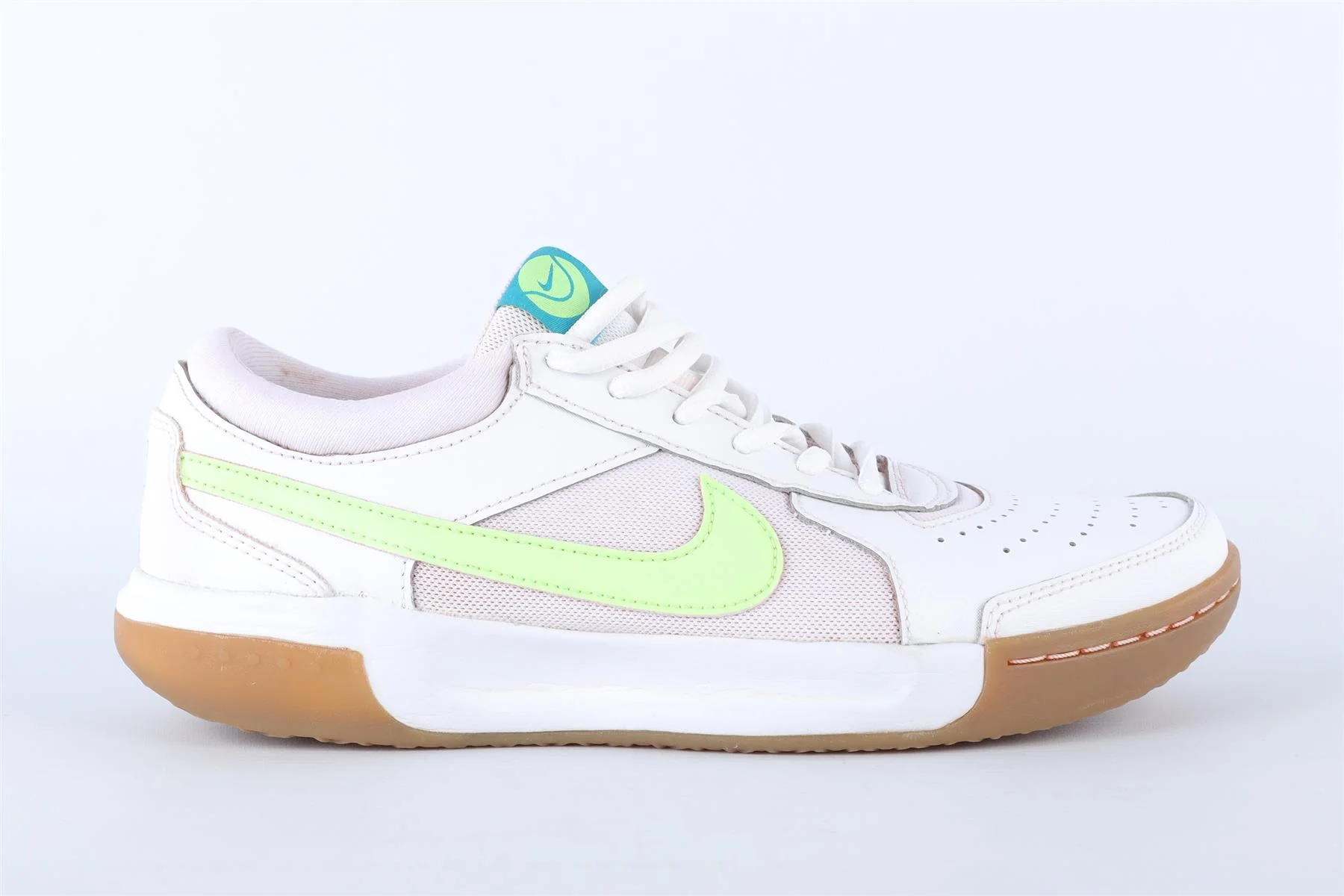NIKE WHITE SNEAKERS EU 38.5 UK 5 US 7.5 - Image 2
