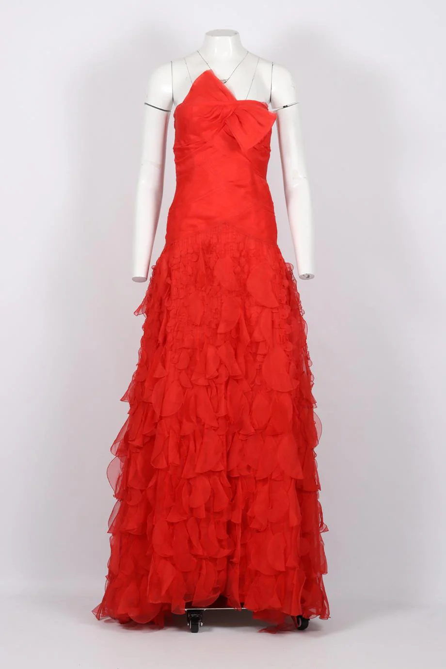 OSCAR DE LA RENTA 2010 STRAPLESS SILK GOWN US 4 UK 8 - Image 2