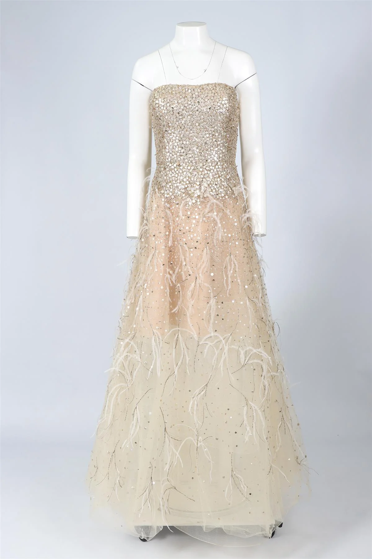 OSCAR DE LA RENTA GOLD 2015 SEQUIN AND TULLE GOWN US 10 UK 14 - Image 2