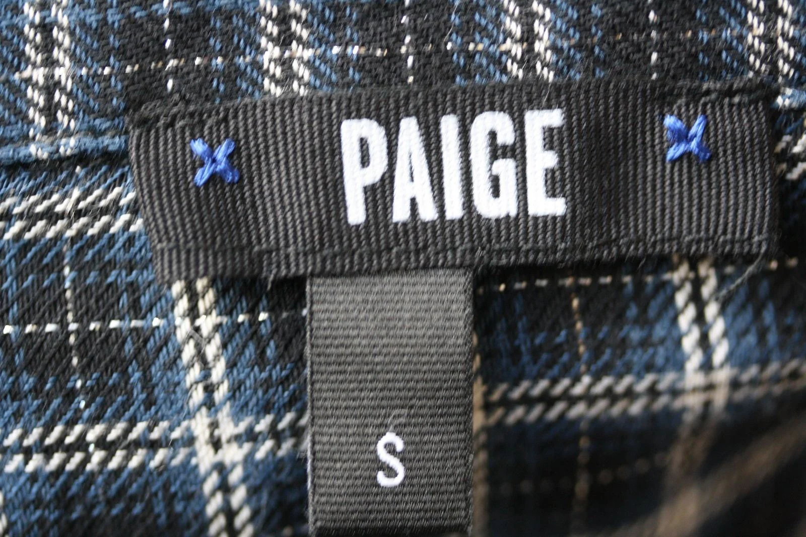 PAIGE MYA SHIRT IN BLACK ROSETTE PLAID SMALL - Image 6