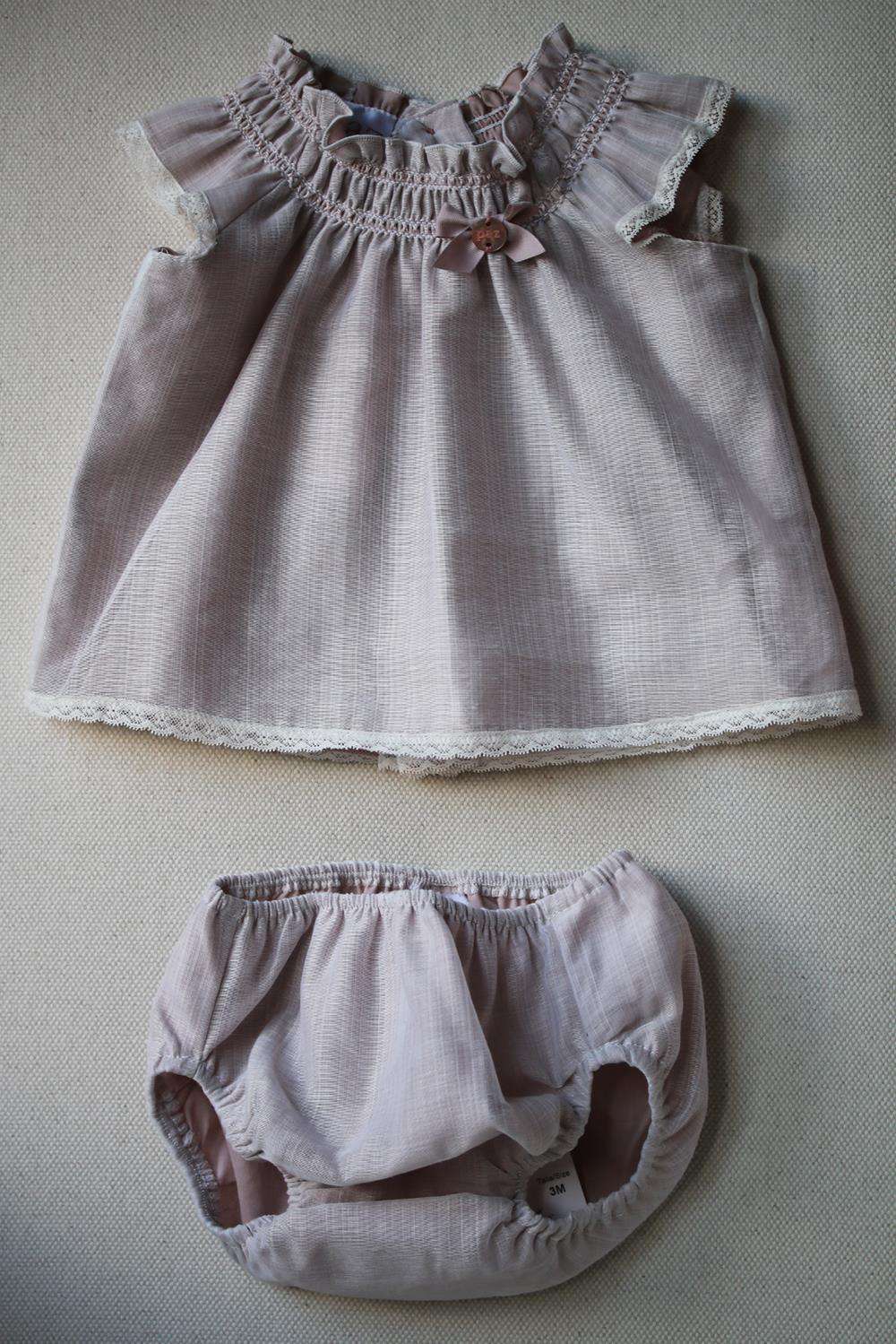 PAZ RODRIGUEZ BABY GIRLS SMOCKED DRESS AND BLOOMERS SET 3 MONTHS - Image 2