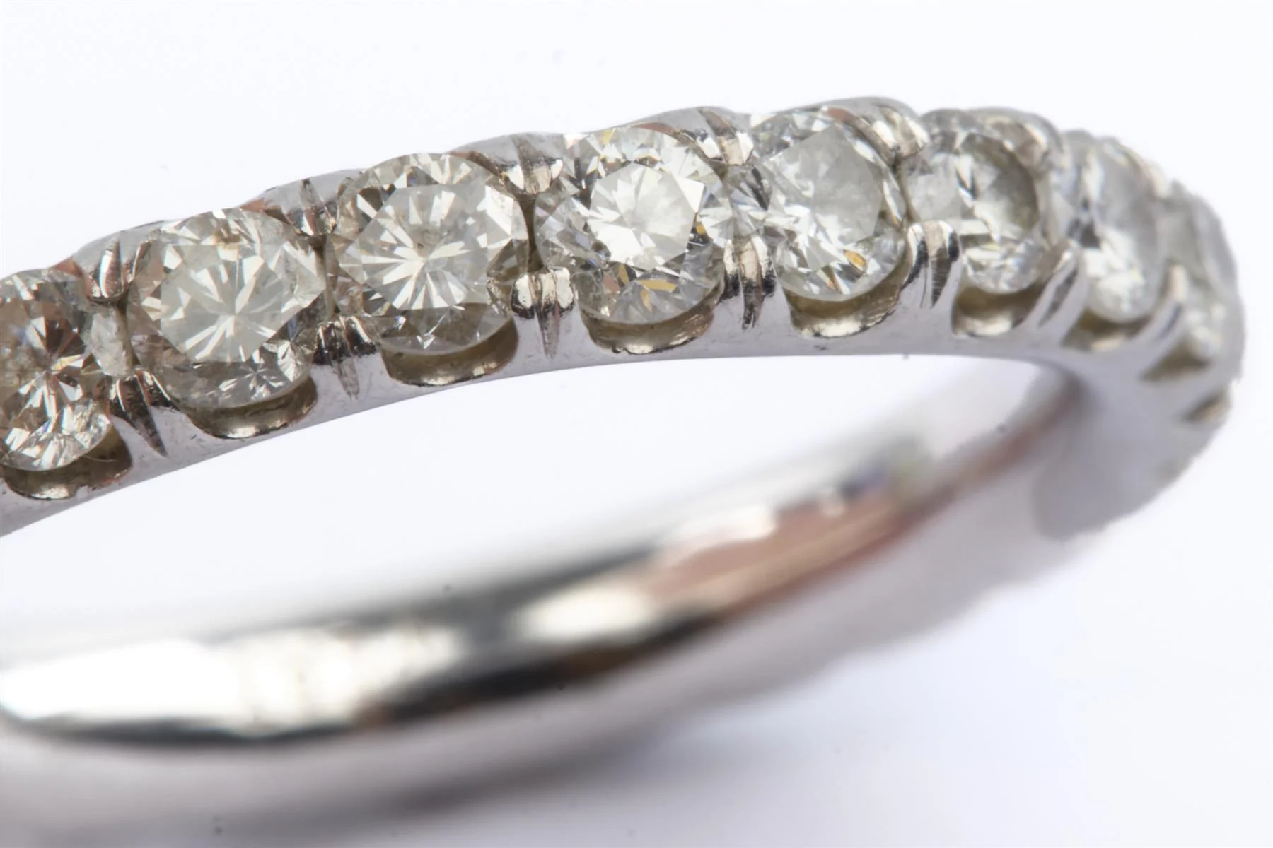 PLATINUM 1.25CTS DIAMOND ETERNITY RING SIZE J - Image 5