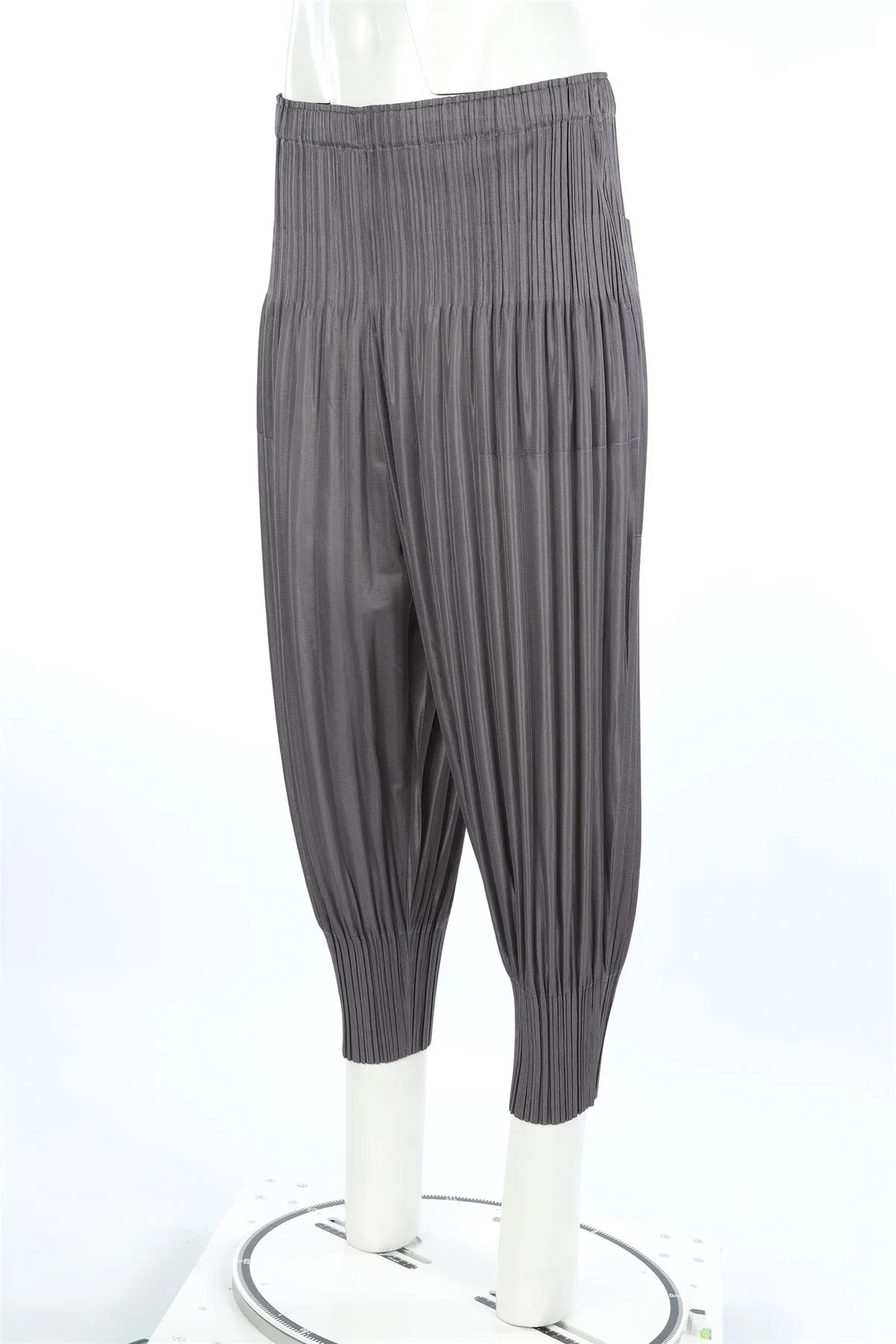 PLEATS PLEASE ISSEY MIYAKE GREY TAPERED PANTS JP 4 UK 12 - Image 3