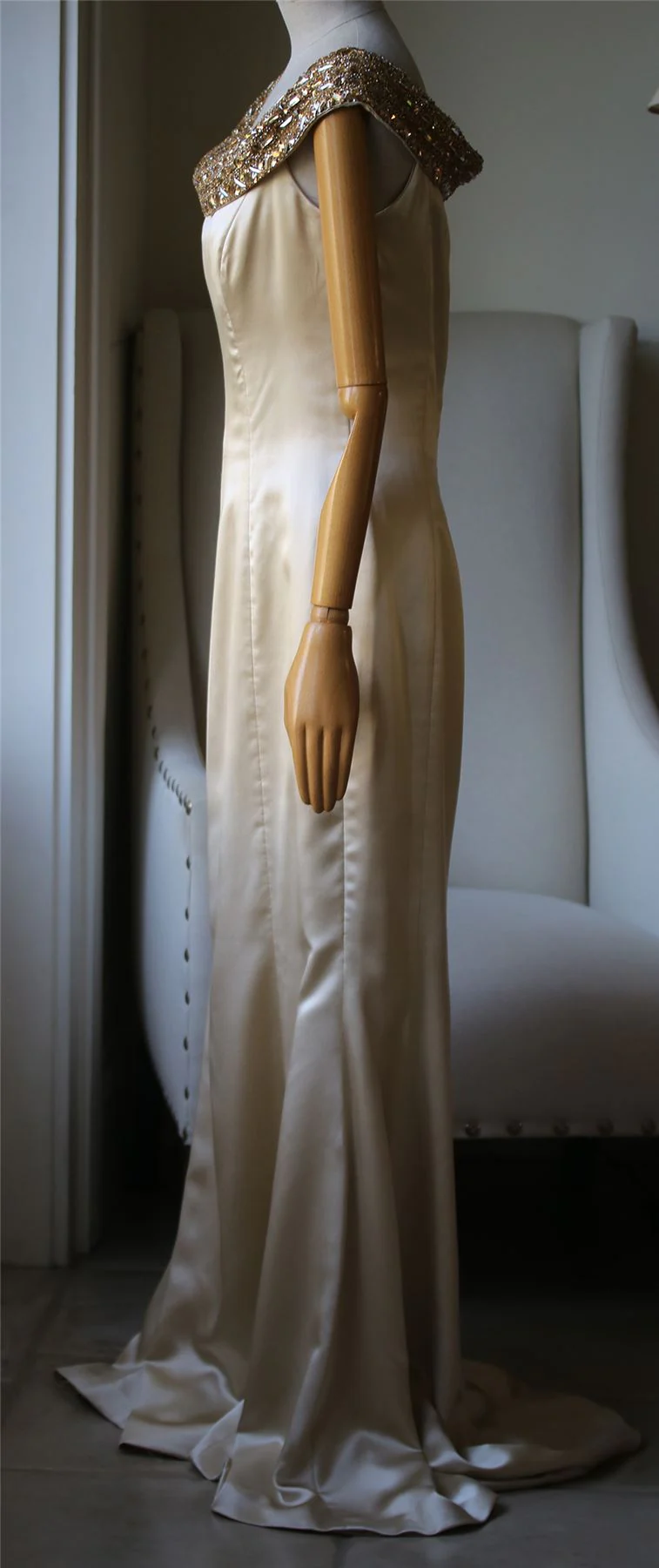 RALPH AND RUSSO COUTURE BRIDAL CRYSTAL EMBELLISHED LONG DRESS LARGE - Image 5