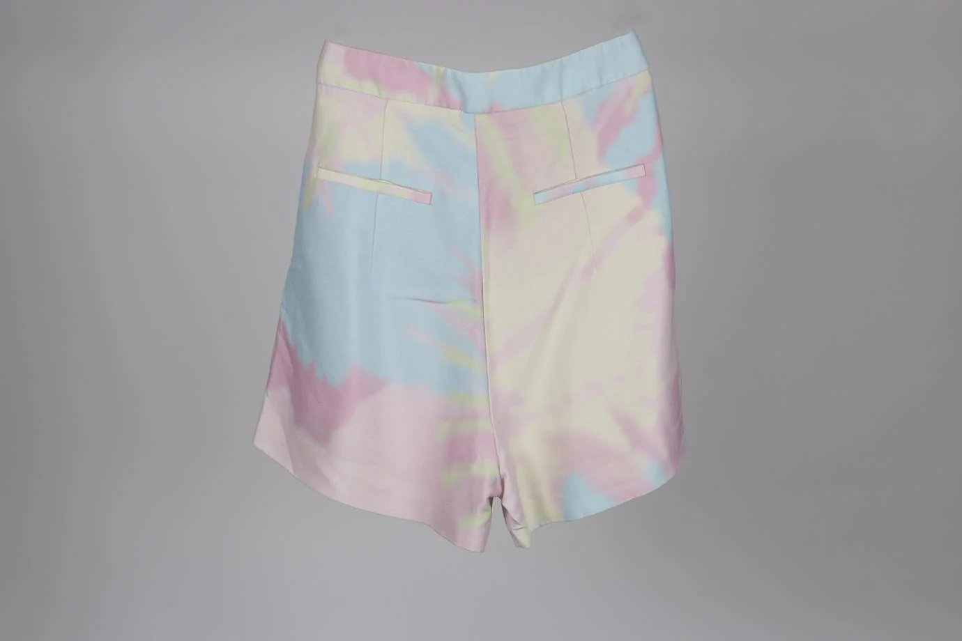 RALPH AND RUSSO TIE DYED CREPE SHORTS FR 36 UK 8 - Image 3
