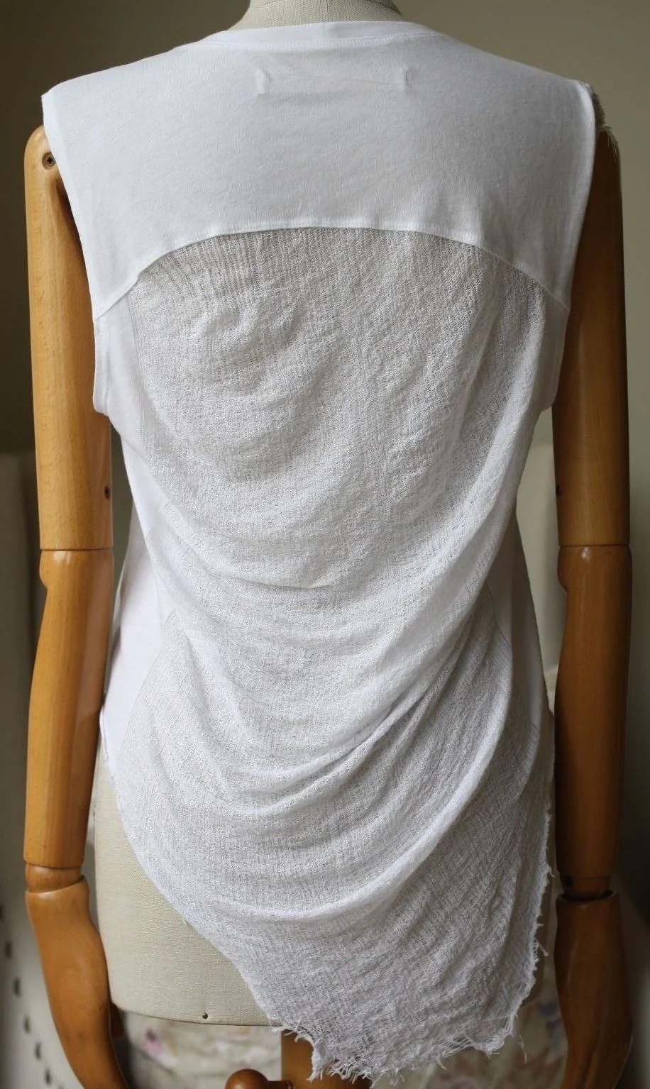 RAQUEL ALLEGRA SLEEVELESS MUSCLE TOP WITH SHREDDED BACK 0 UK 6/8 - Image 4