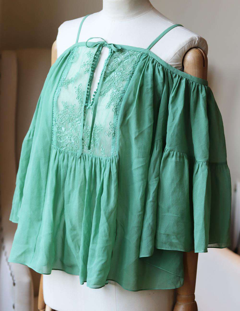 ROBERTO CAVALLI LACE TRIMMED COLD SHOULDER SILK TOP IT 42 UK 10 - Image 2
