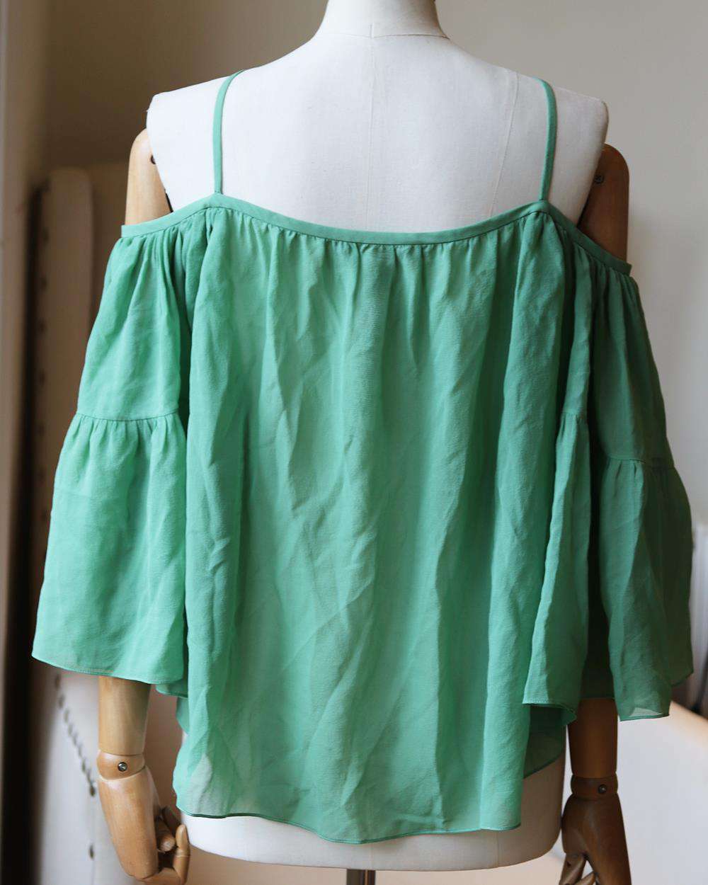 ROBERTO CAVALLI LACE TRIMMED COLD SHOULDER SILK TOP IT 42 UK 10 - Image 4