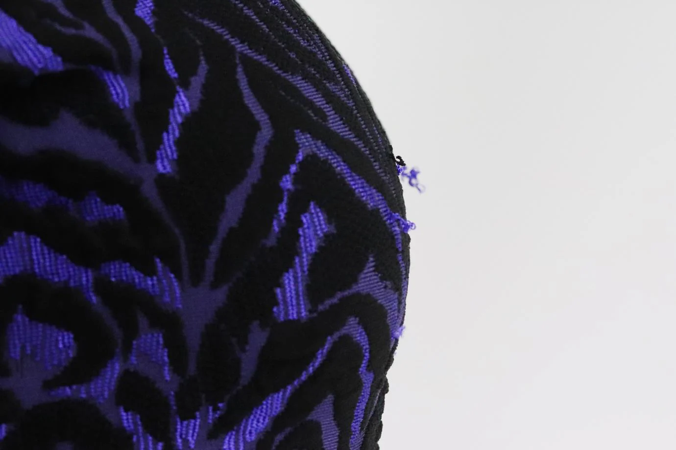 ROBERTO CAVALLI MATELASSÉ STRETCH KNIT MINI DRESS IT 40 UK 8 - Image 5
