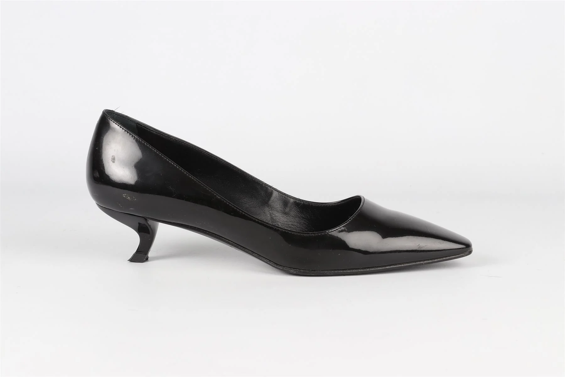 ROGER VIVIER BLACK PATENT LEATHER PUMPS EU 37.5 UK 4.5 US 7.5 - Image 2