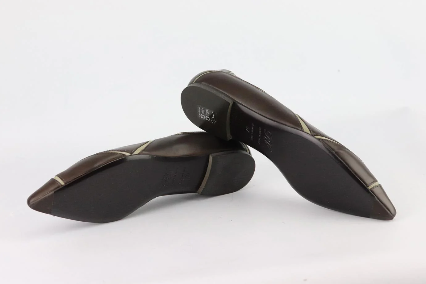 ROGER VIVIER LEATHER AND SUEDE BALLERINA FLATS EU 37 UK 4 US 7 - Image 5
