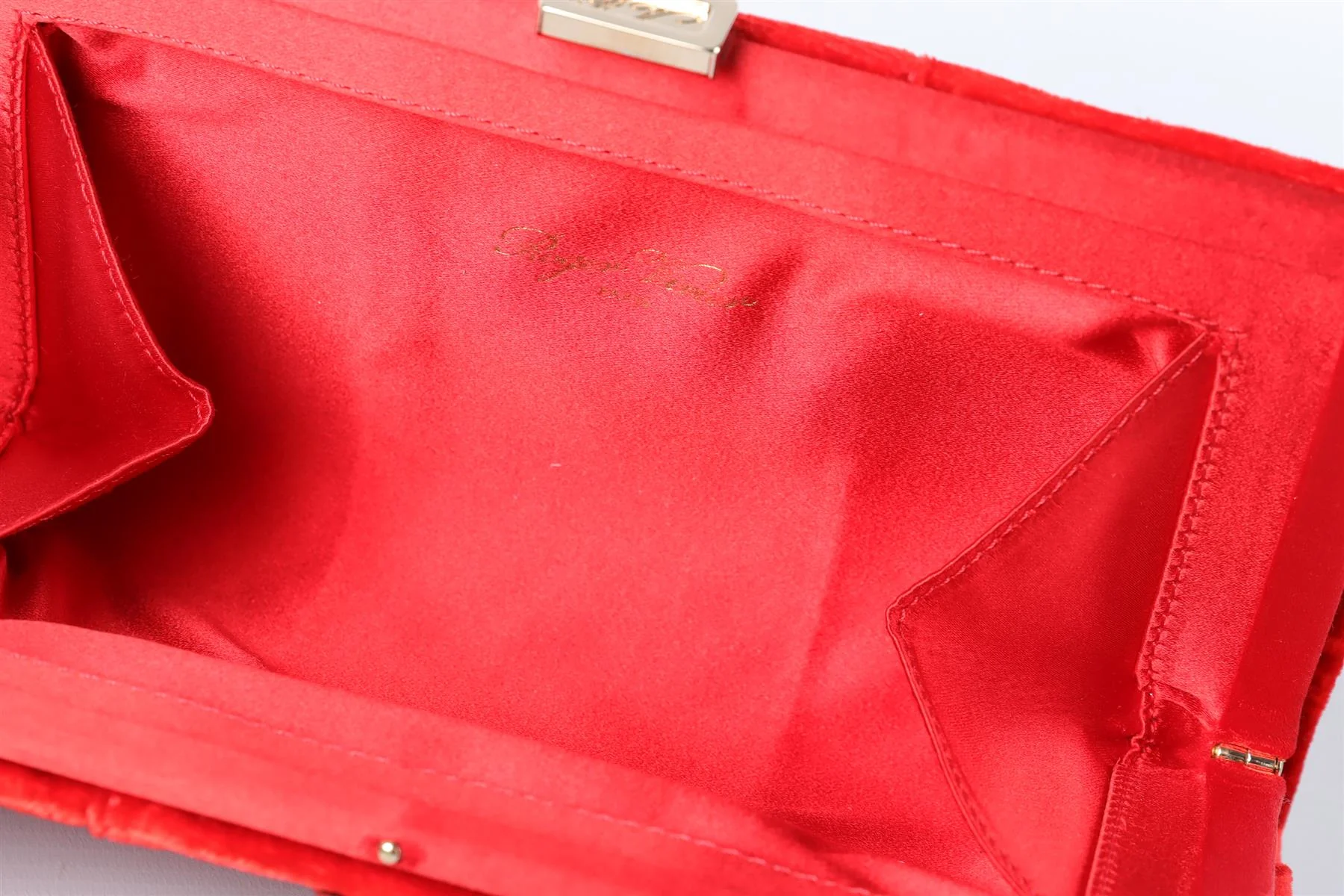 ROGER VIVIER RED MINI VELVET CLUTCH - Image 11