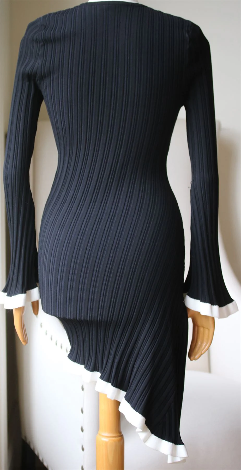 RONNY KOBO DAFNE CONTRAST RUFFLE RIB DRESS LARGE - Image 4