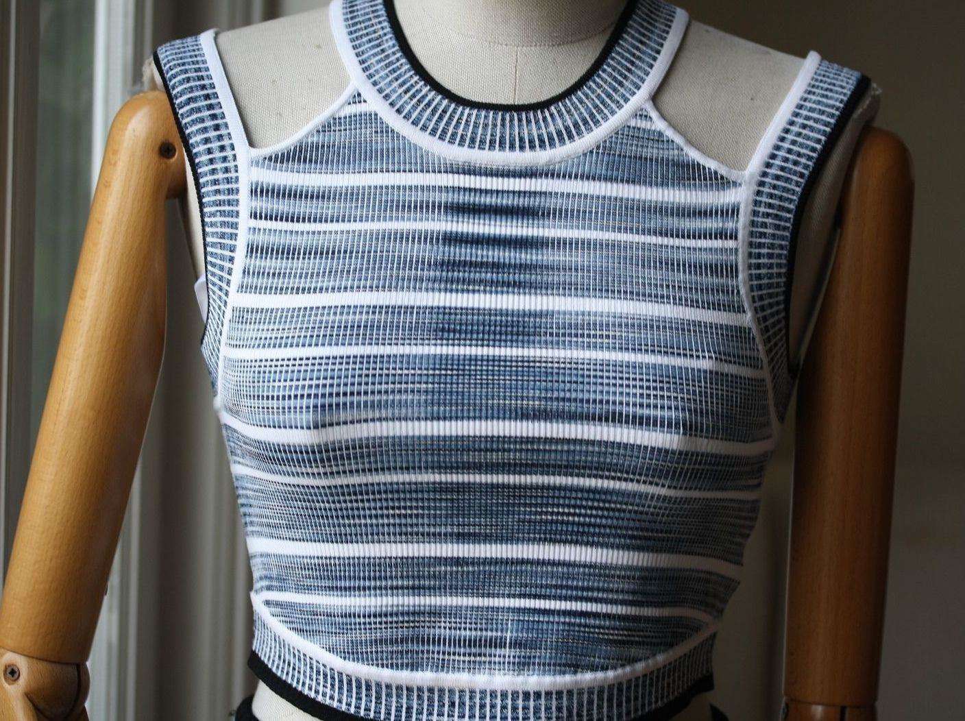 RONNY KOBO WILHELMINA BLUE CROP TOP SMALL - Image 5