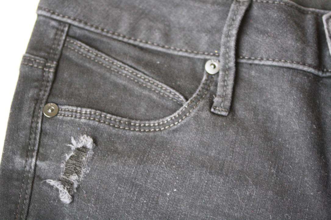 RTA BLACK DESTROYED SKINNY BOYFRIEND JEANS W25 UK 6/8 - Image 5
