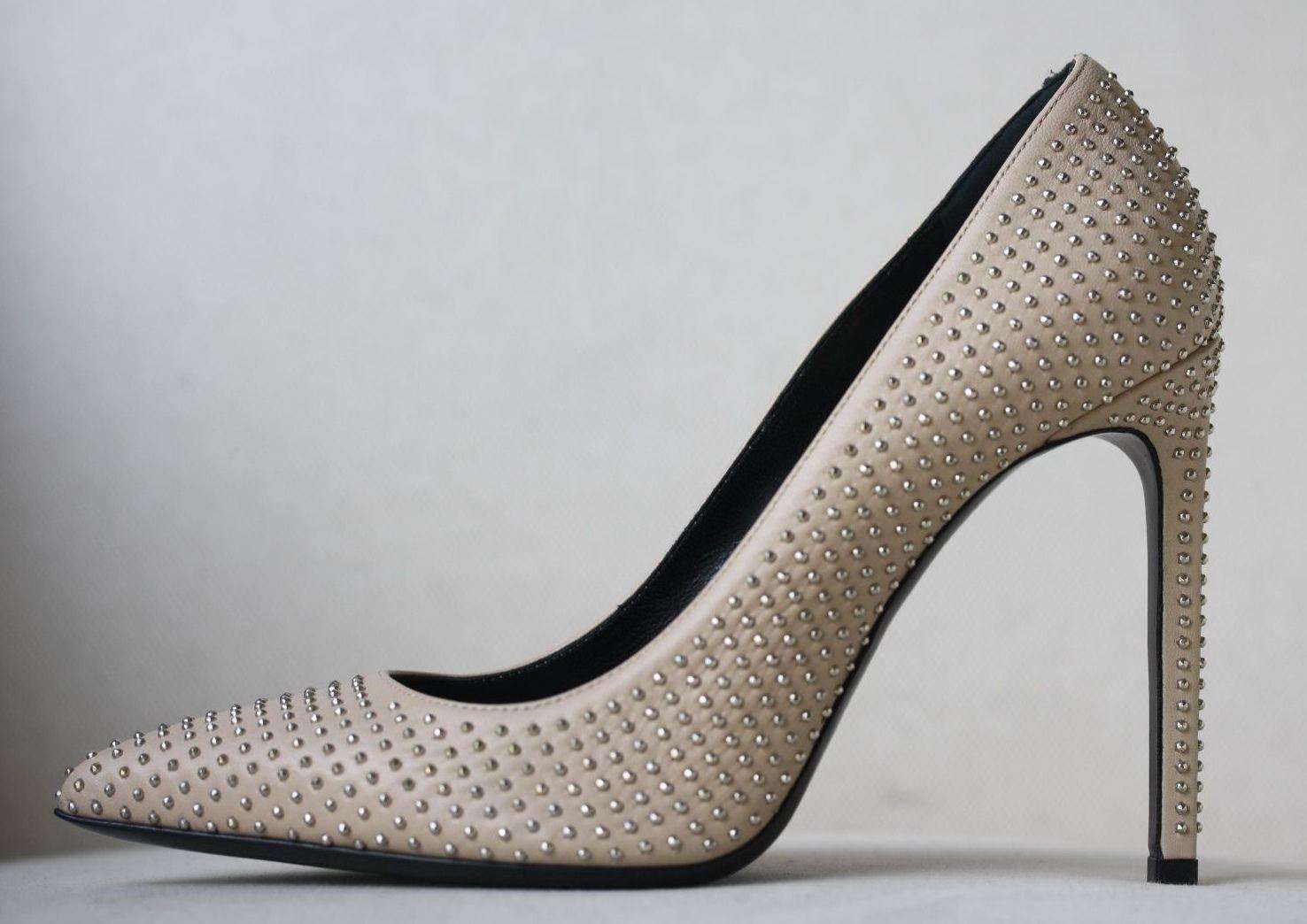 SAINT LAURENT BEIGE LEATHER STUDDED PUMPS HEELS EU 37 UK 4 - Image 7