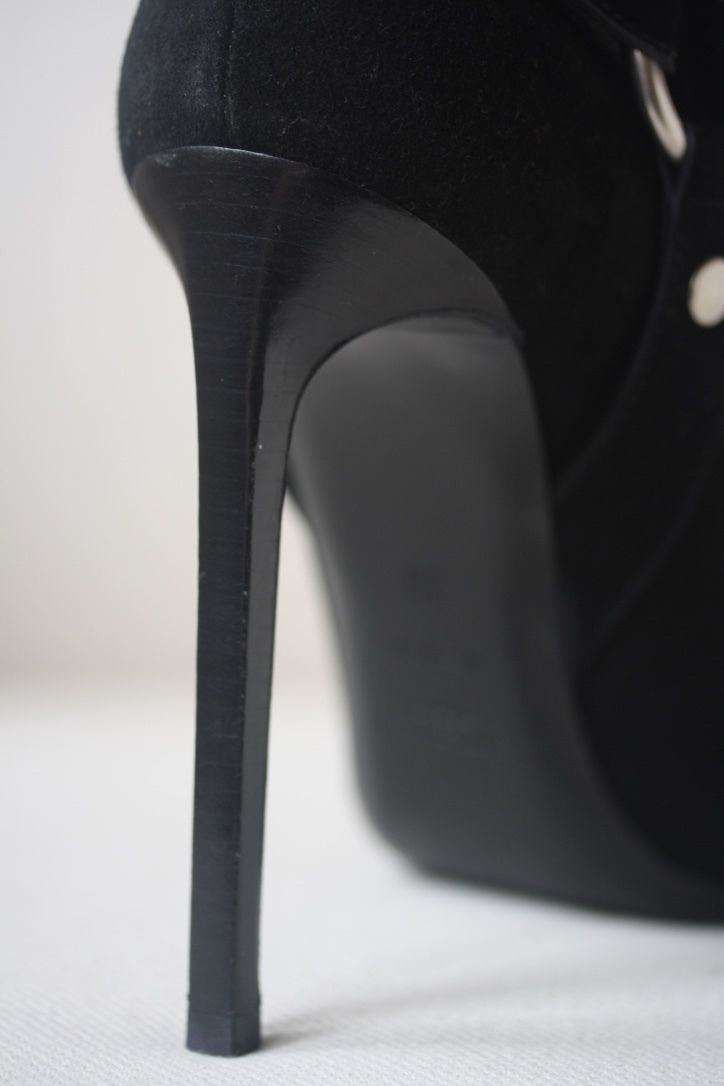 SAINT LAURENT SUEDE CHAIN ANKLE BOOTS EU 38 UK 5 - Image 8