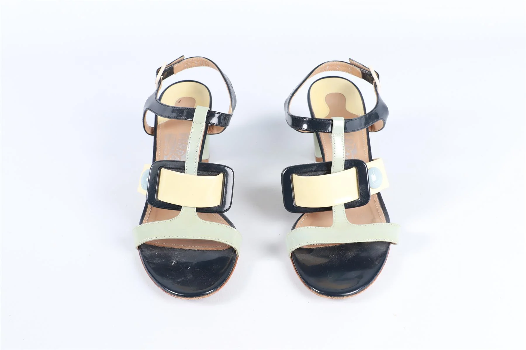 SALVATORE FERRAGAMO BLUE PATENT LEATHER SANDALS - Image 3