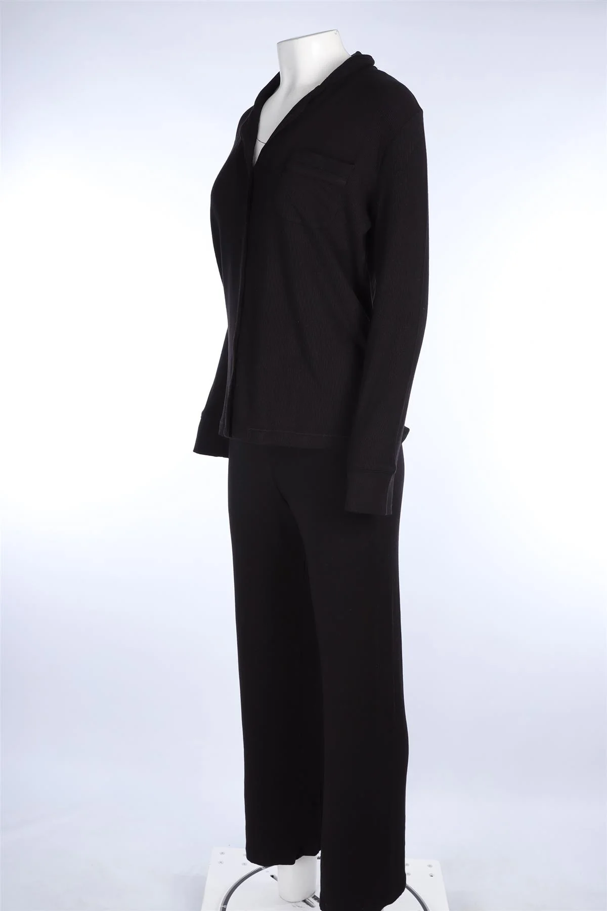 SKIMS BLACK PYJAMA SET SMALL - Image 3