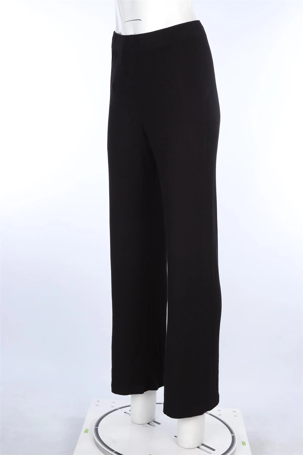 SKIMS BLACK PYJAMA SET SMALL - Image 6