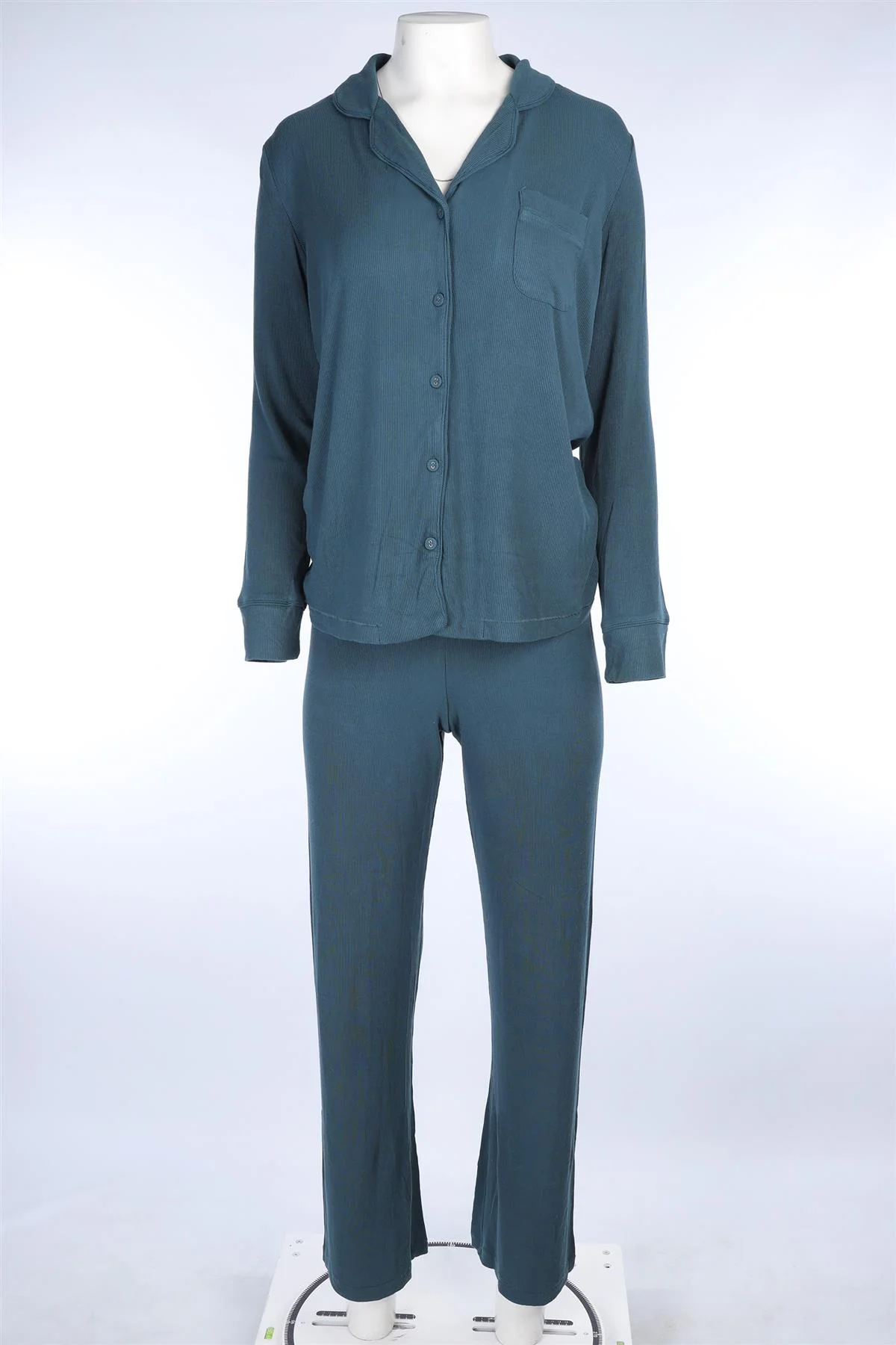 SKIMS GREEN PYJAMA SET SMALL - Image 2