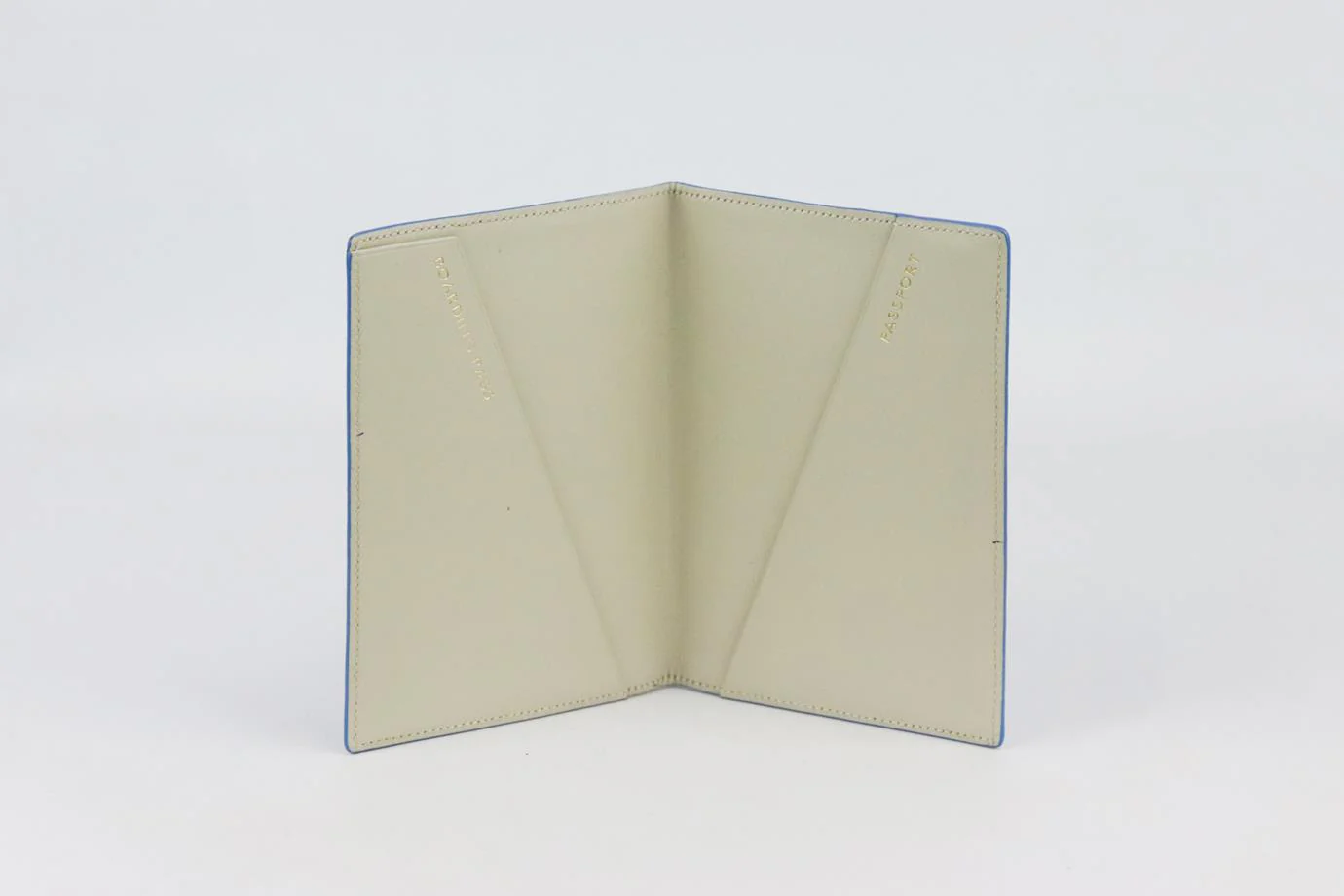 SMYTHSON PERSONALISED PANAMA LEATHER PASSPORT HOLDER - Image 4