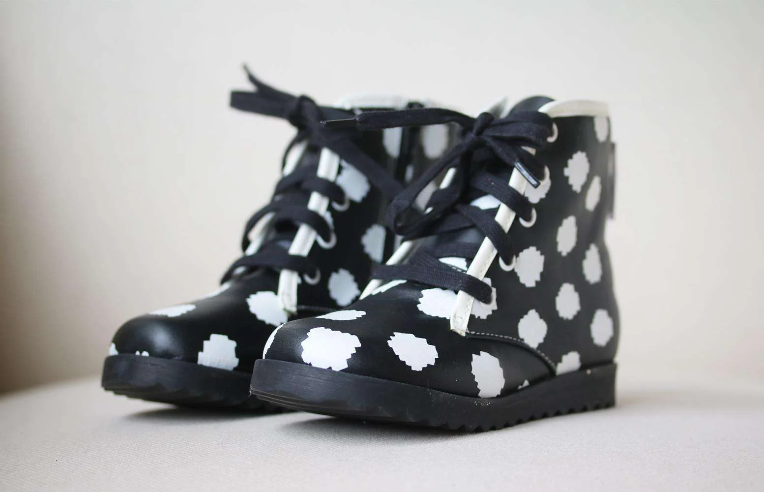 SOPHIA WEBSTER KIDS GIRLS WILEY LEATHER ANKLE BOOTS EU 26 UK 9 - Image 2