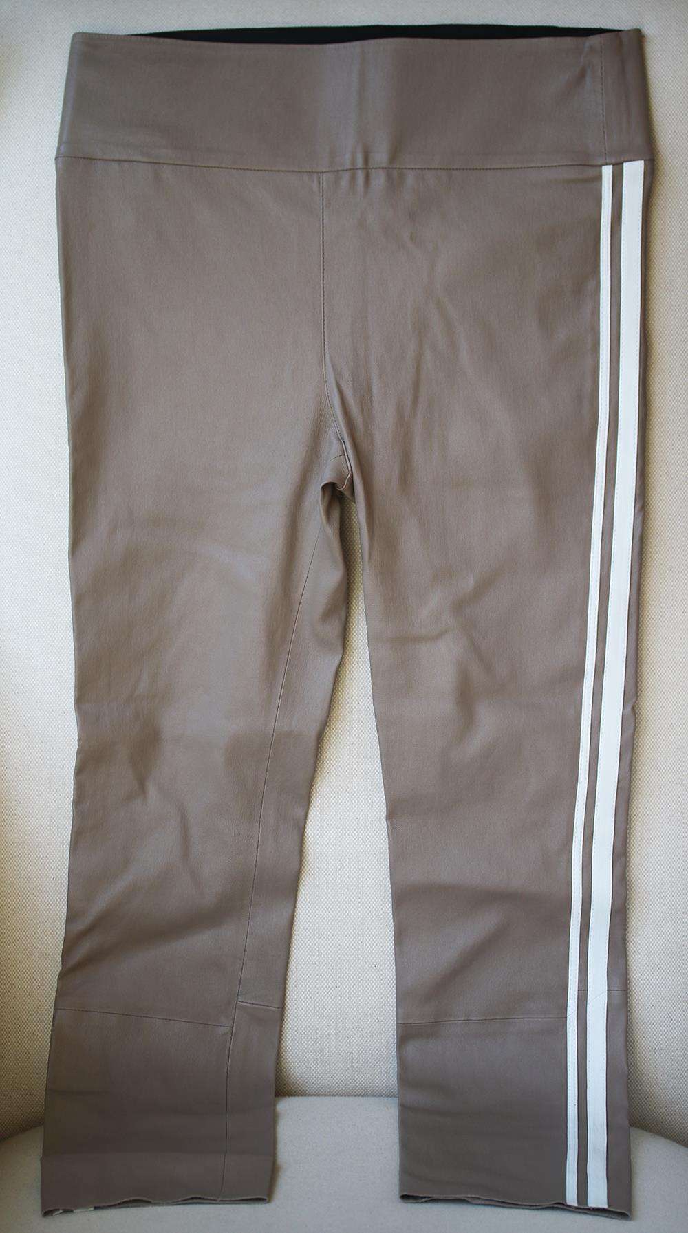 SPRWMN ATHLETIC CAPRI LEATHER LEGGINGS LARGE - Image 2