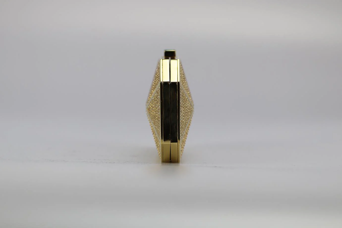 STARK CRYSTAL EMBELLISHED GOLD TONE CLUTCH - Image 5