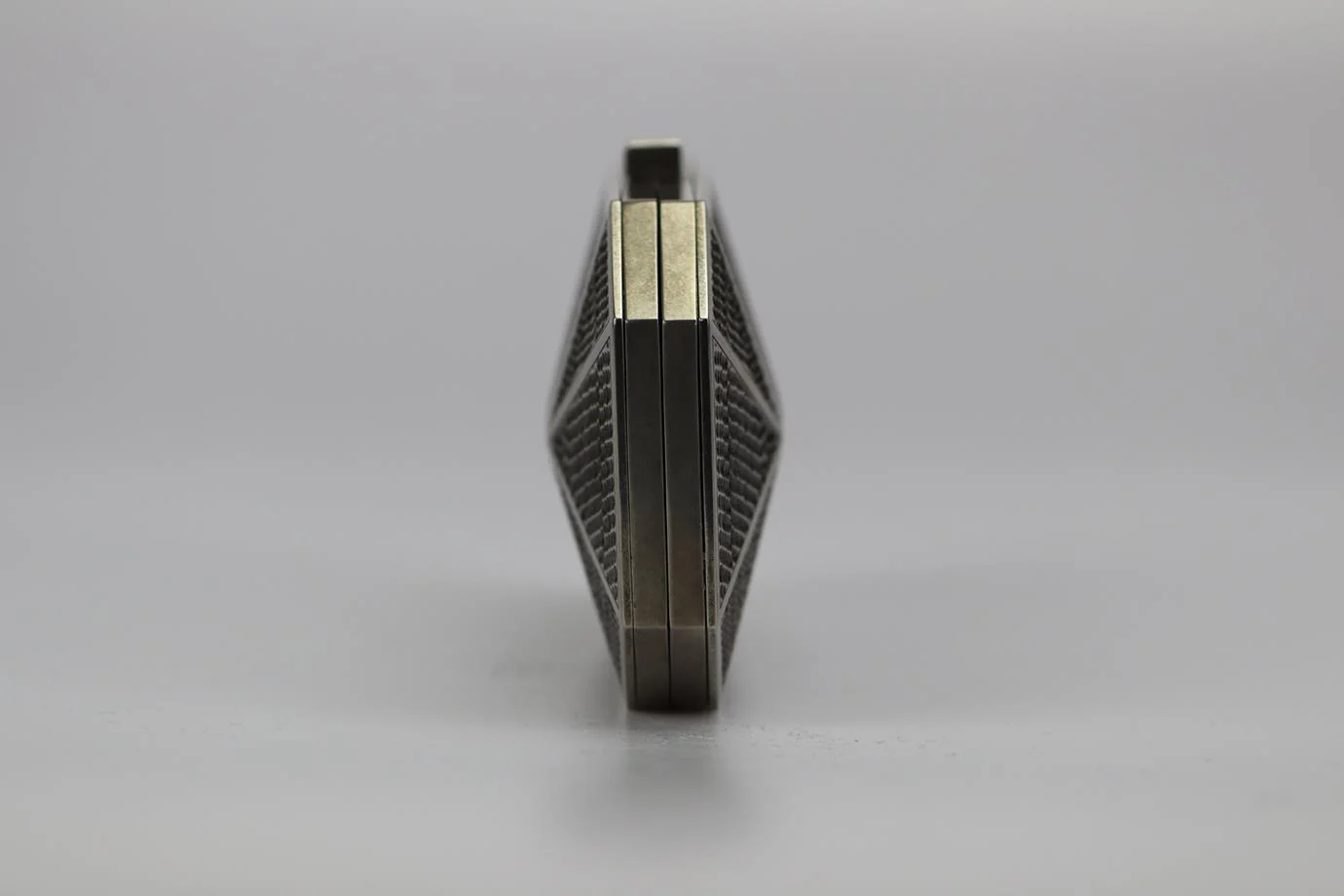 STARK EMBOSSED GUNMETAL TONE CLUTCH - Image 3