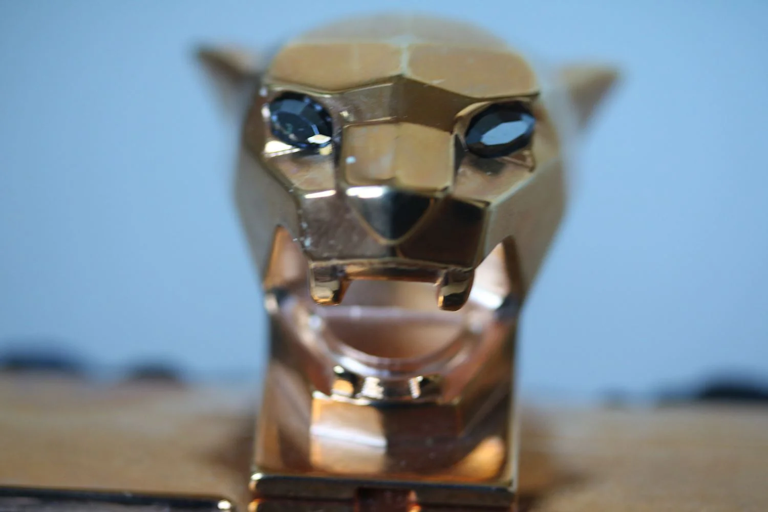 STARK FIERCE PYTHON BOX CLUTCH - Image 3