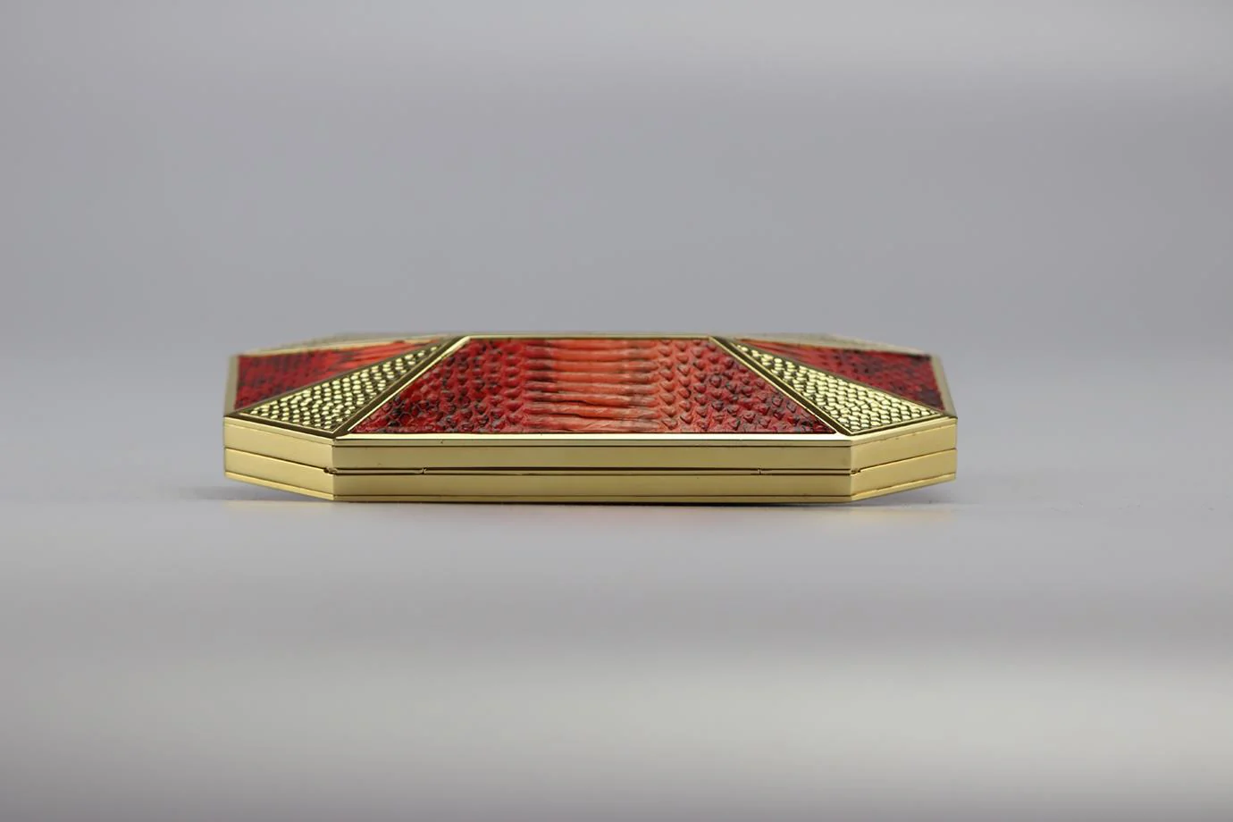 STARK PYTHON AND GOLD TONE CLUTCH - Image 6