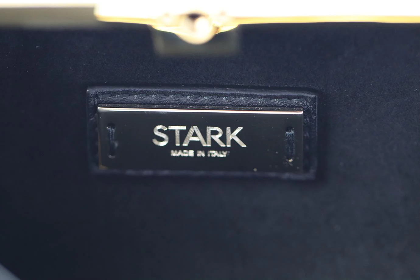 STARK PYTHON AND GOLD TONE CLUTCH - Image 9