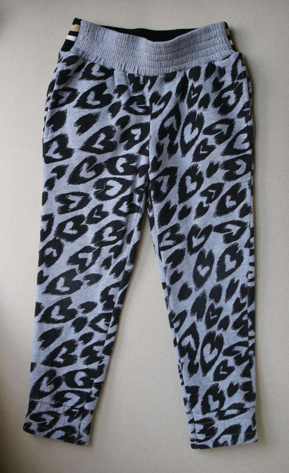 STELLA MCCARTNEY KIDS GIRLS HEART PRINT COTTON TRACKSUIT 5 YEARS - Image 4