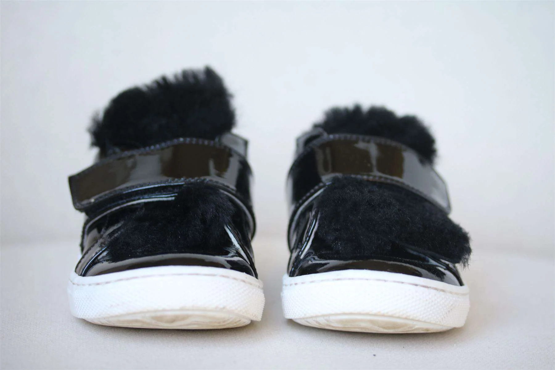 STEP2WO GIRLS BLACK MUFF TRAINERS EU 25 UK 8 - Image 2