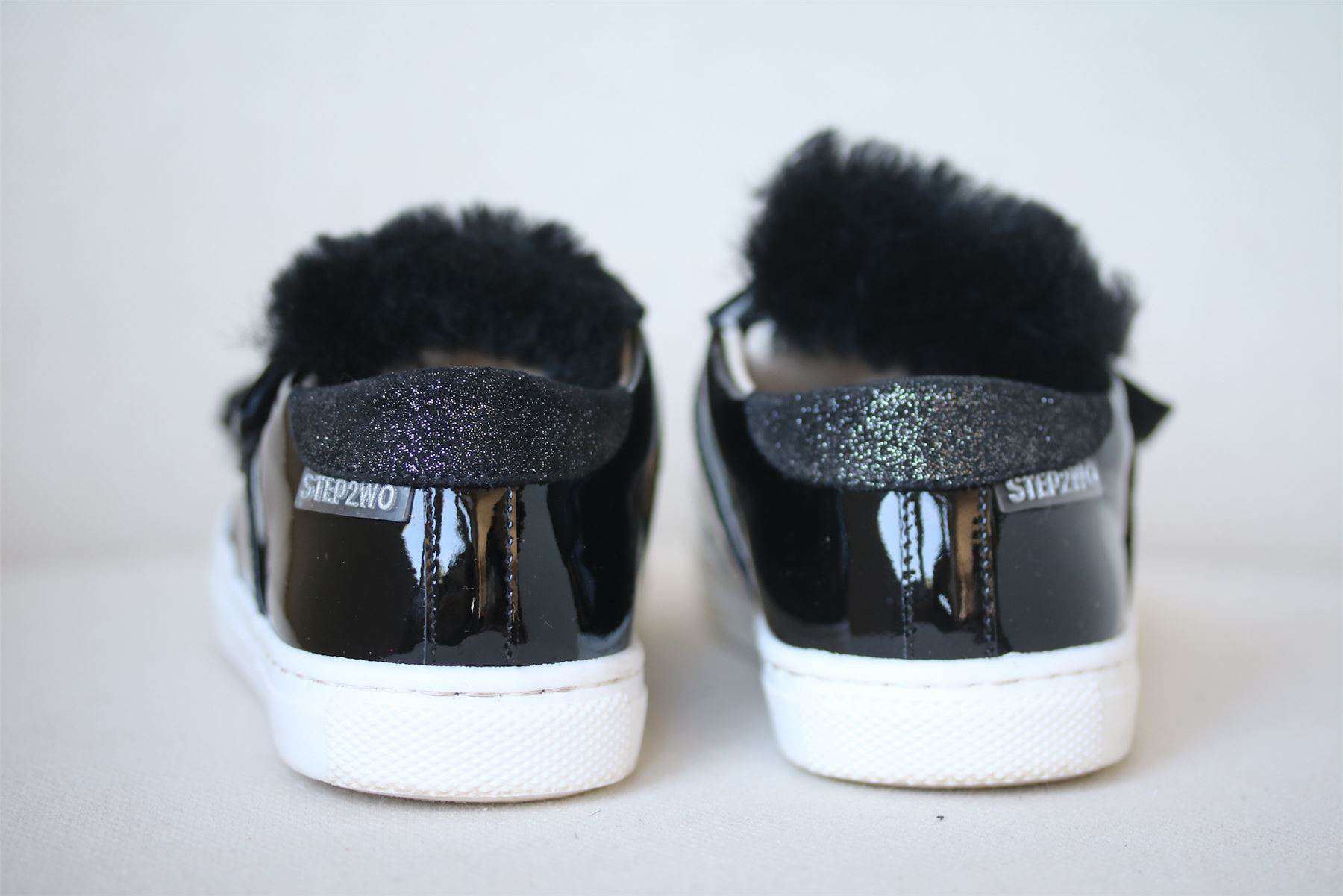 STEP2WO GIRLS BLACK MUFF TRAINERS EU 25 UK 8 - Image 3