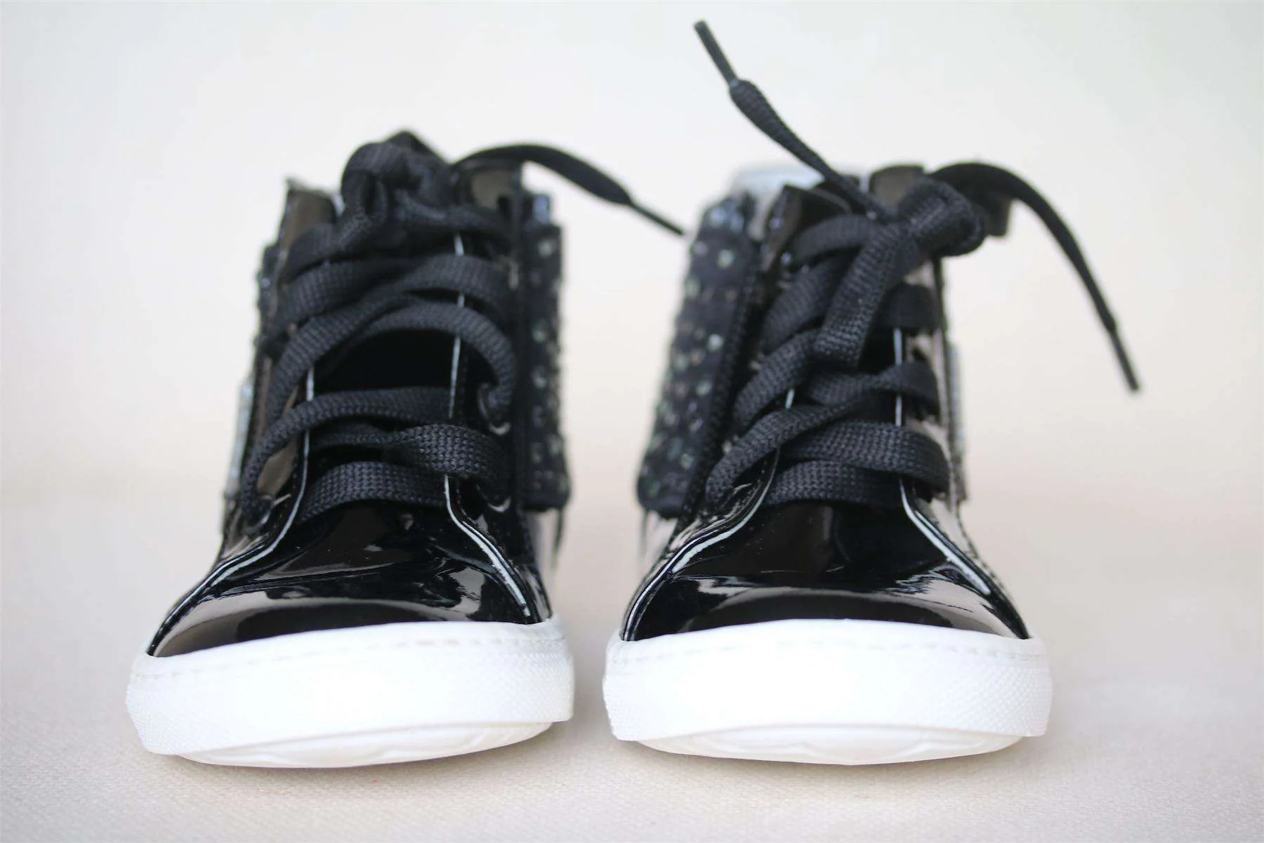 STEP2WO GIRLS BLACK PATENT LEATHER ANGEL TRAINERS WITH GEMS & WINGS EU 23 UK 6 - Image 3
