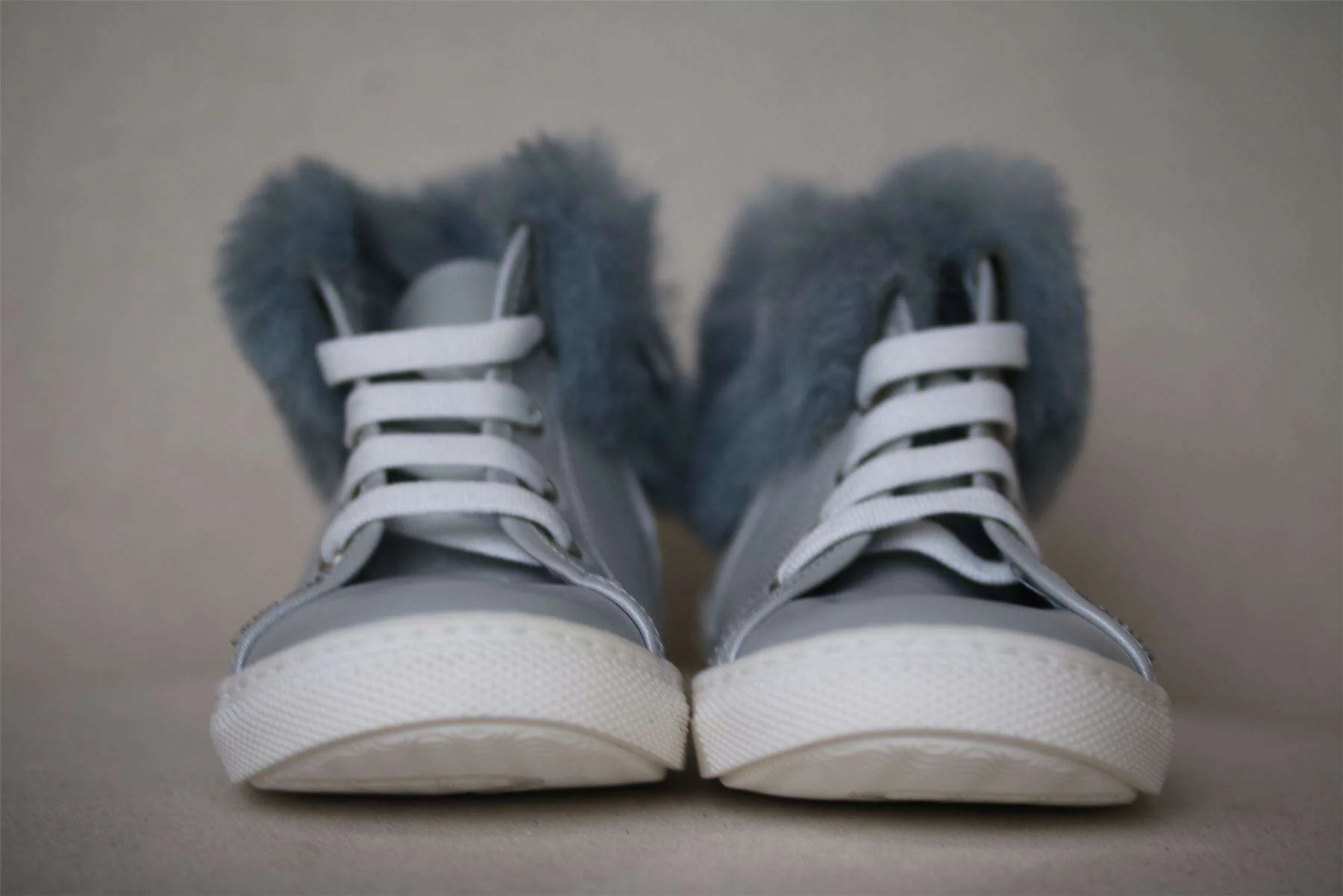 STEP2WO GIRLS MOUSE FLUFFY MID-TOP TRAINERS EU 25 UK 8 - Image 2