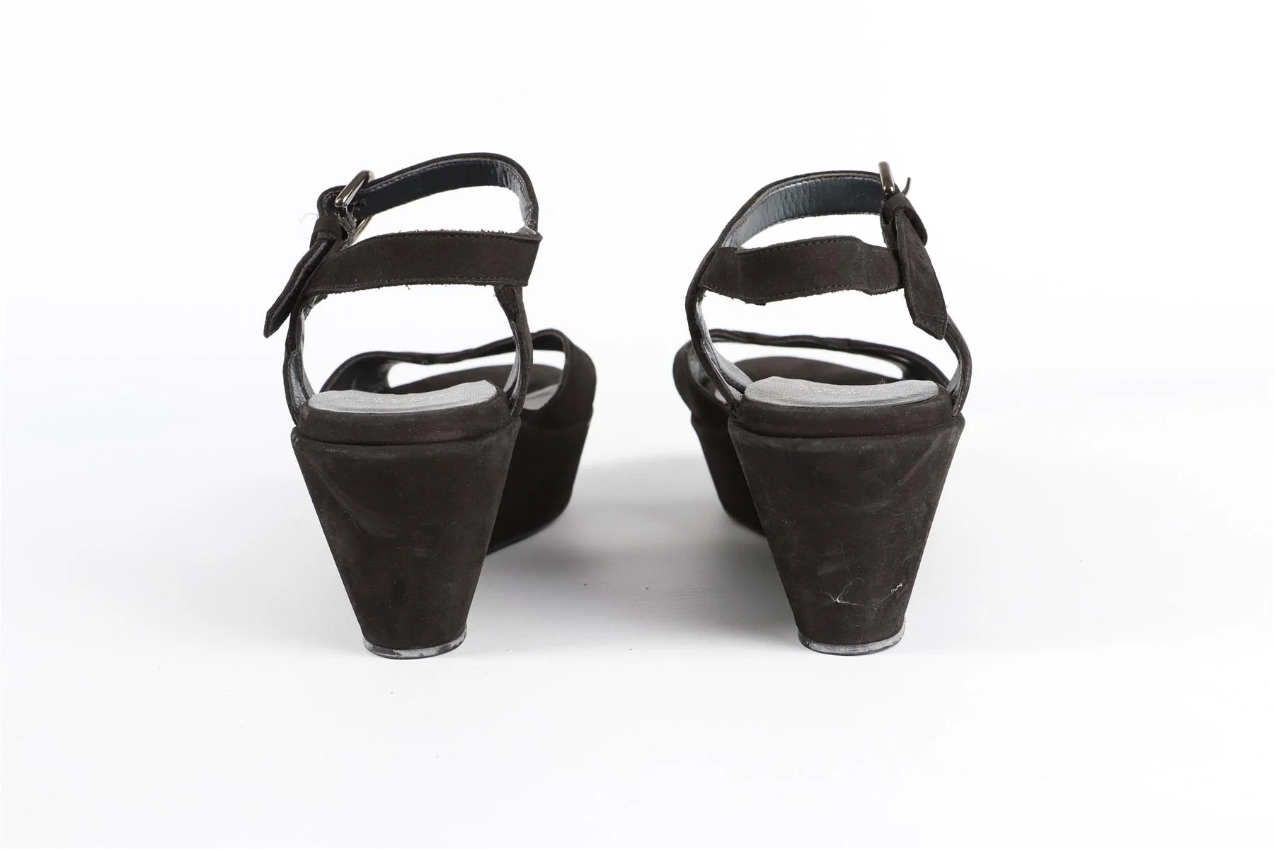 STUART WEITZMAN BLACK SUEDE WEDGE SANDALS - Image 5