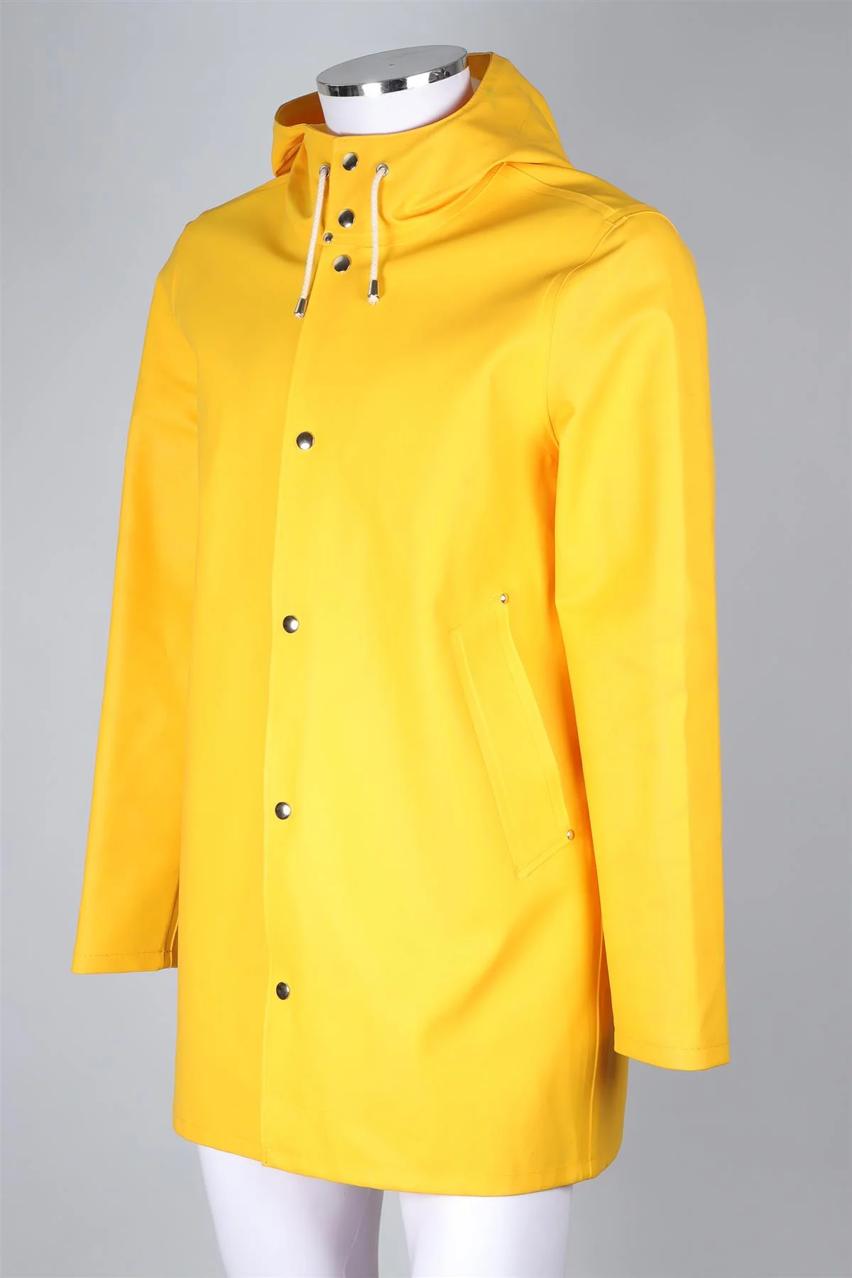 STUTTERHEIM YELLOW MEN'S RAINCOAT SMALL - Image 3